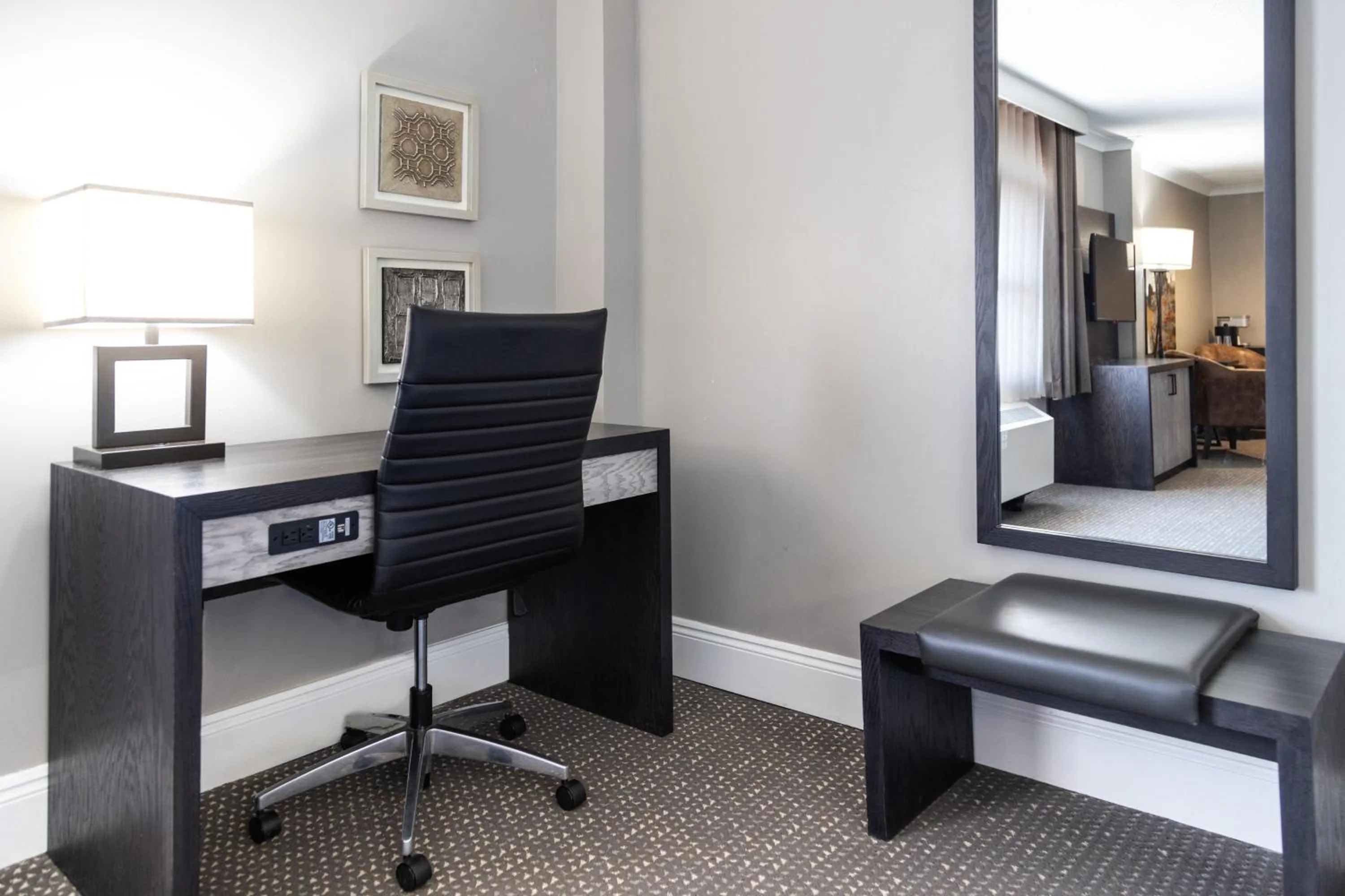 Photo of the whole room in Crowne Plaza Fredericton Lord Beaverbrook by IHG