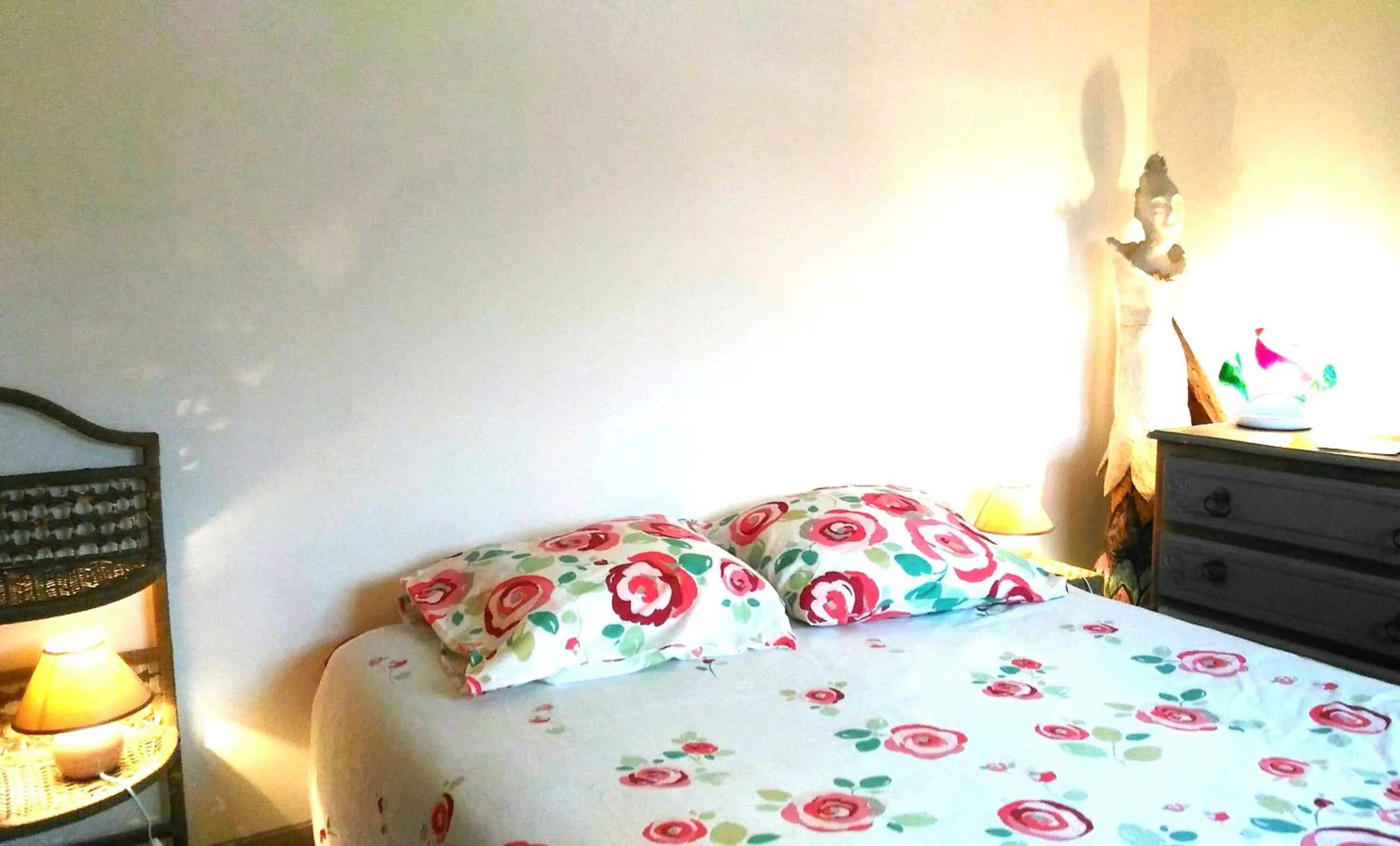 Bed in Autan des Couleurs