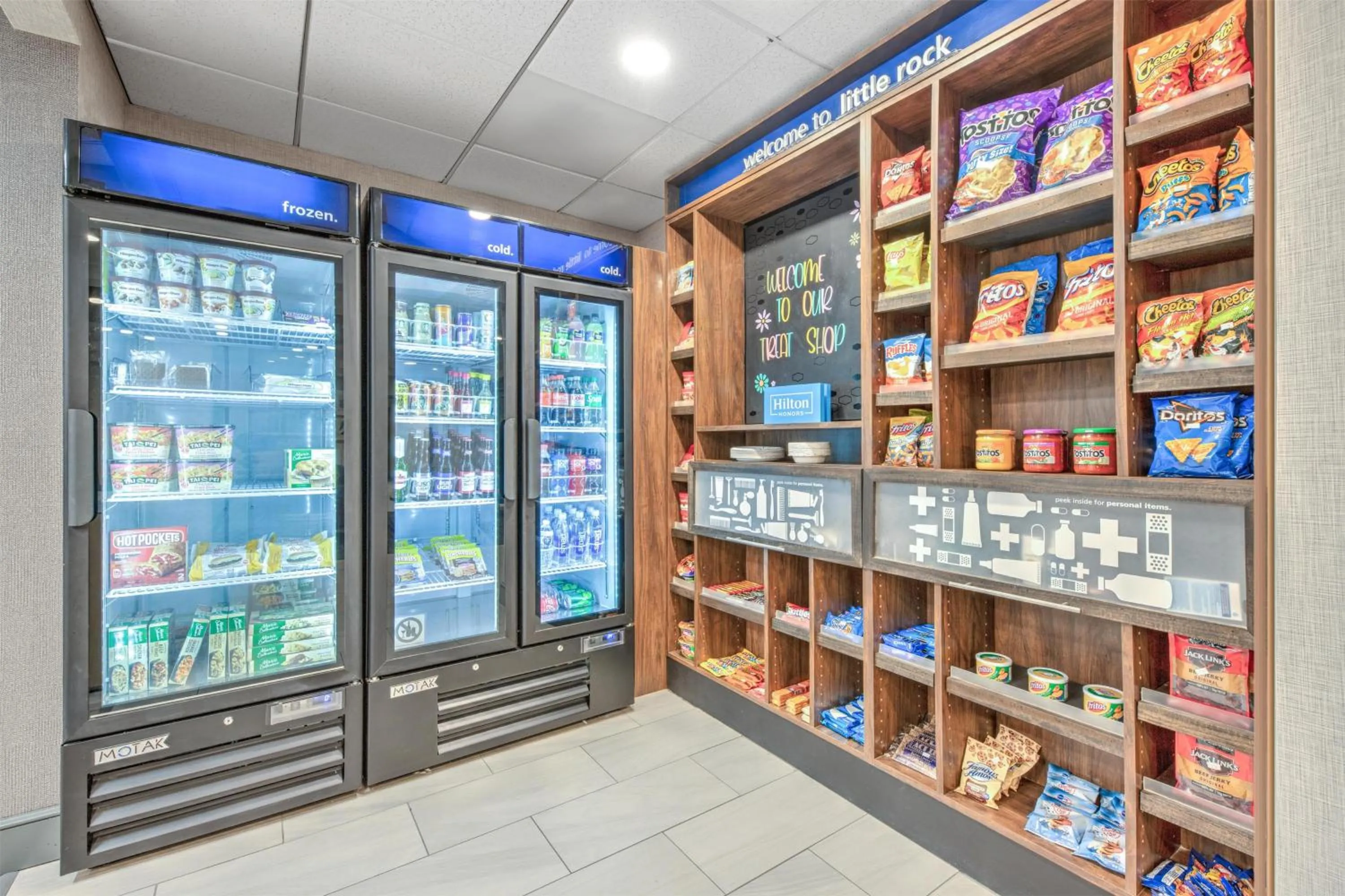 On-site shops in Hampton Inn & Suites West Little Rock