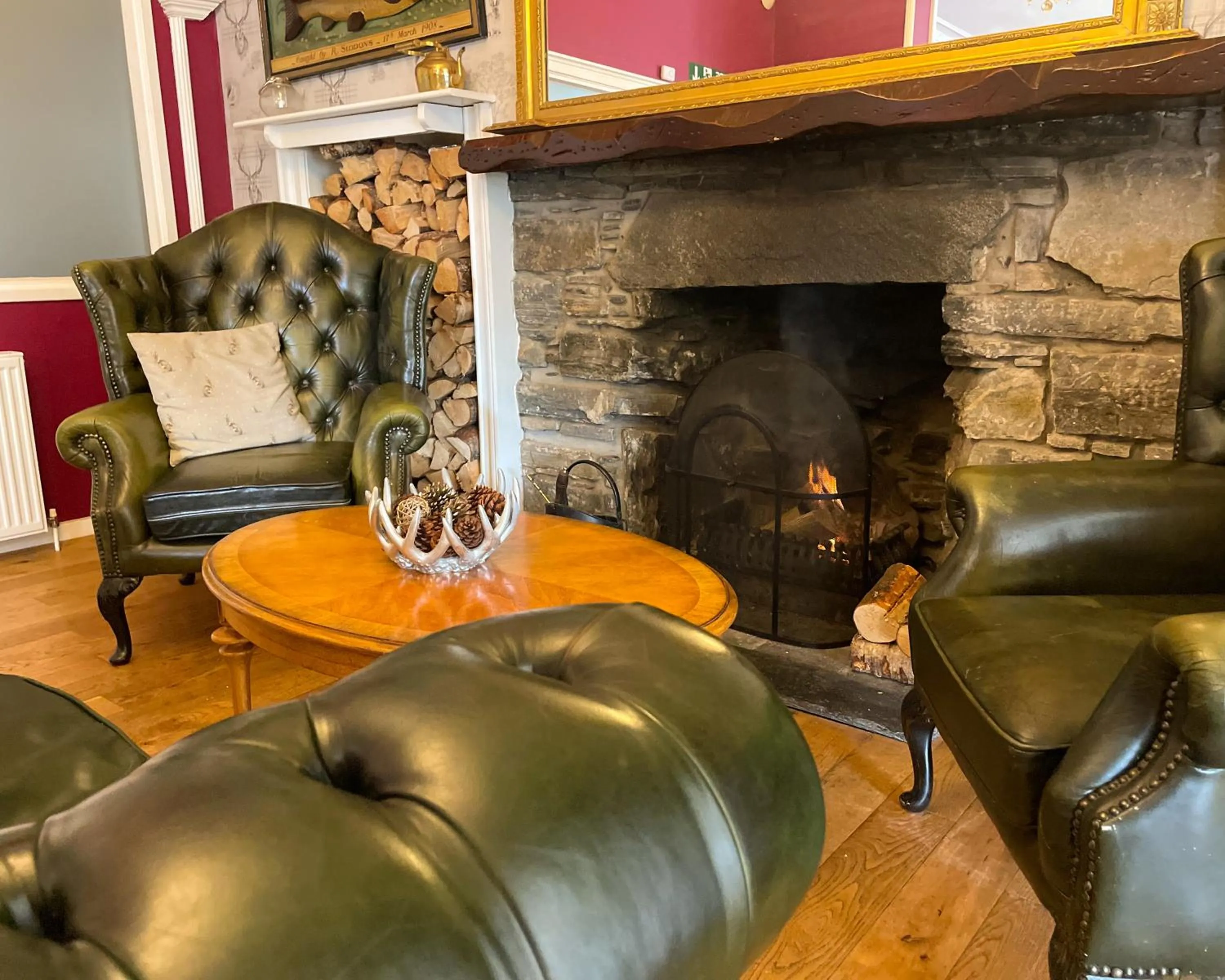 Lounge or bar in The Speyside Hotel and Restaurant
