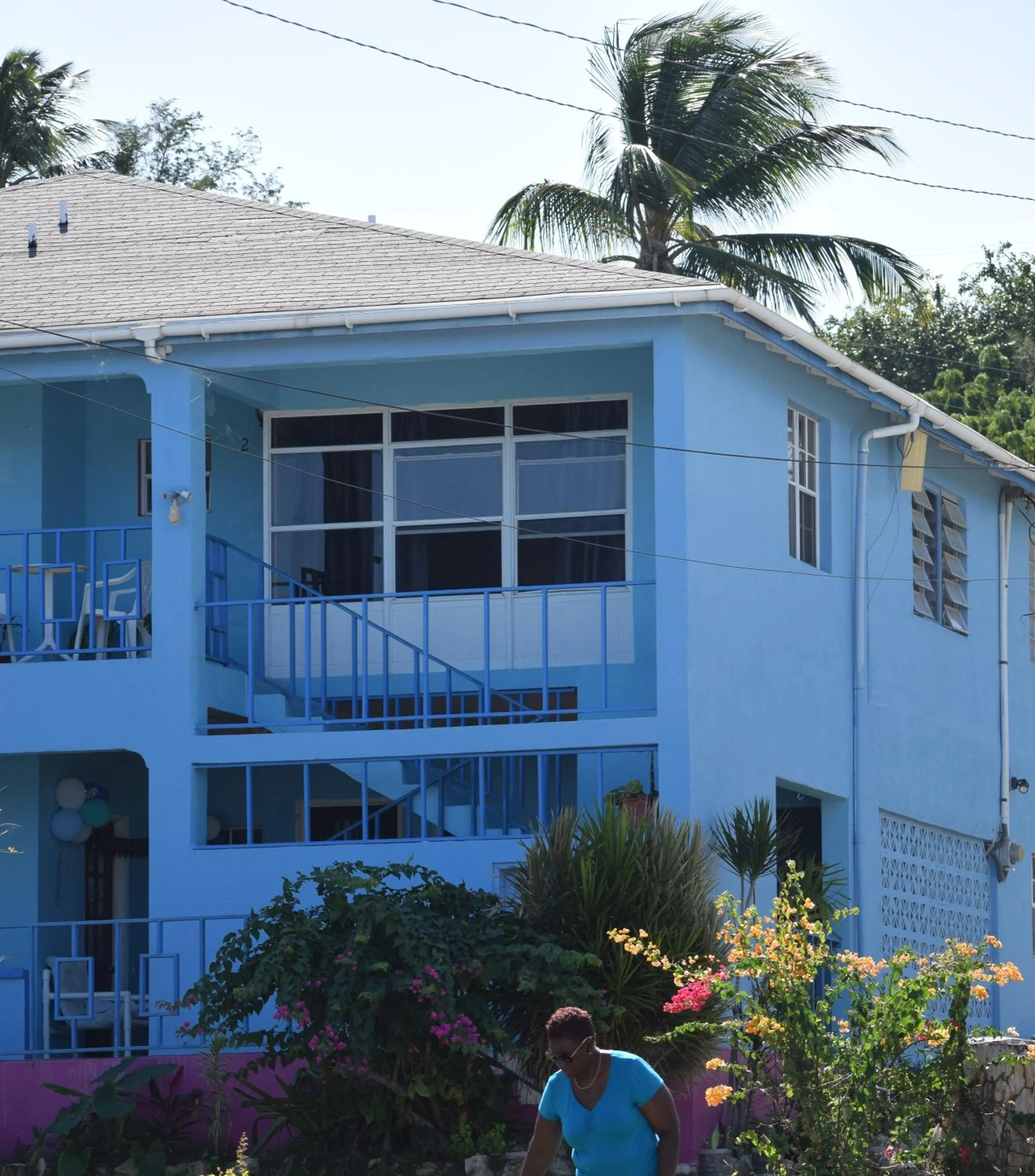 Property building in Ellen Bay Cottages