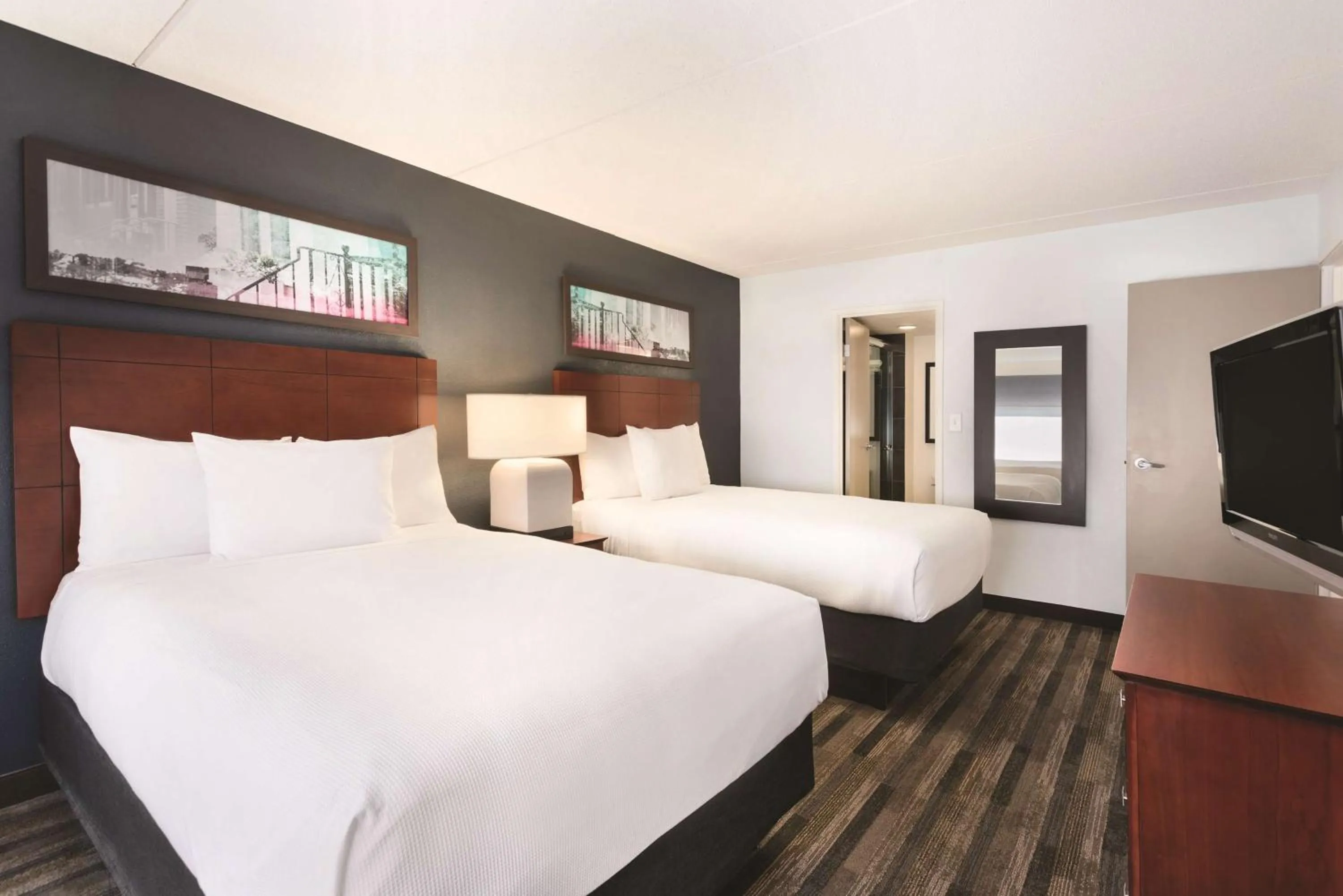 Photo of the whole room, Bed in Hyatt House - Charlotte Airport