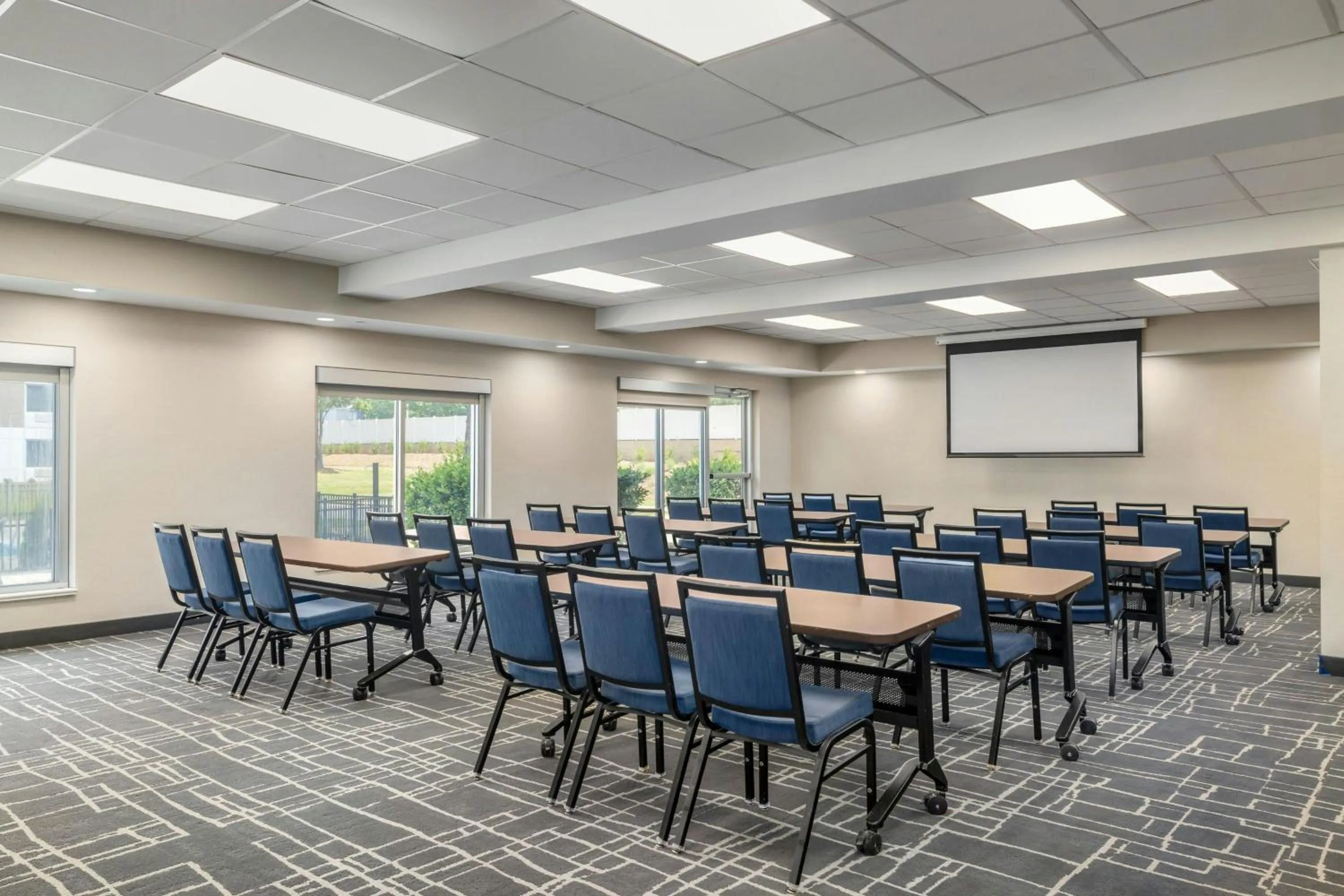 Meeting/conference room in TownePlace Suites by Marriott Charlotte LoSo Airport