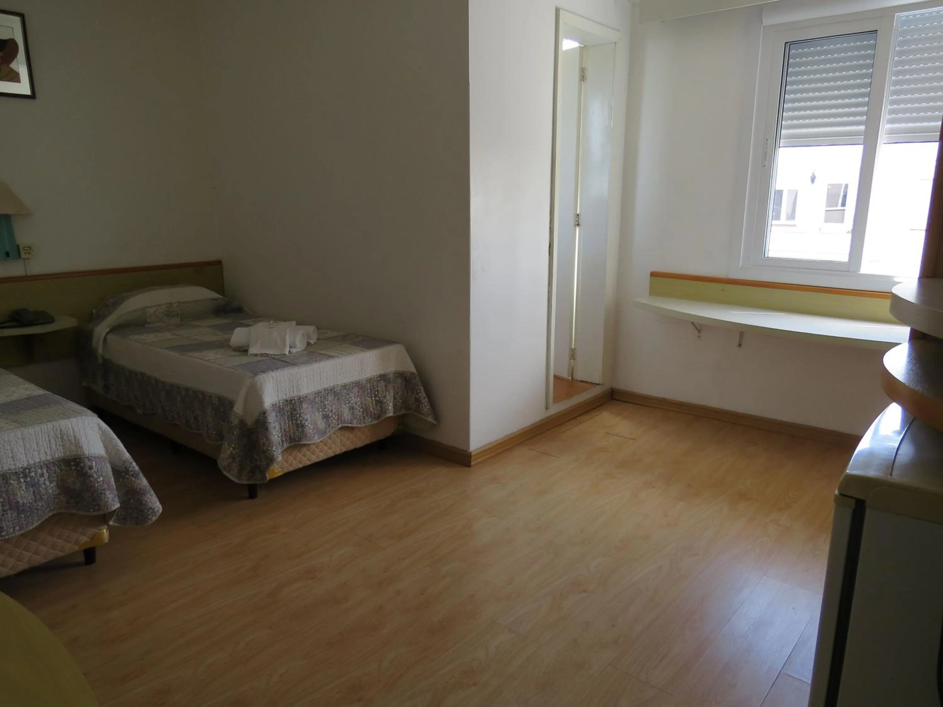 Bedroom, Bed in City Hotel