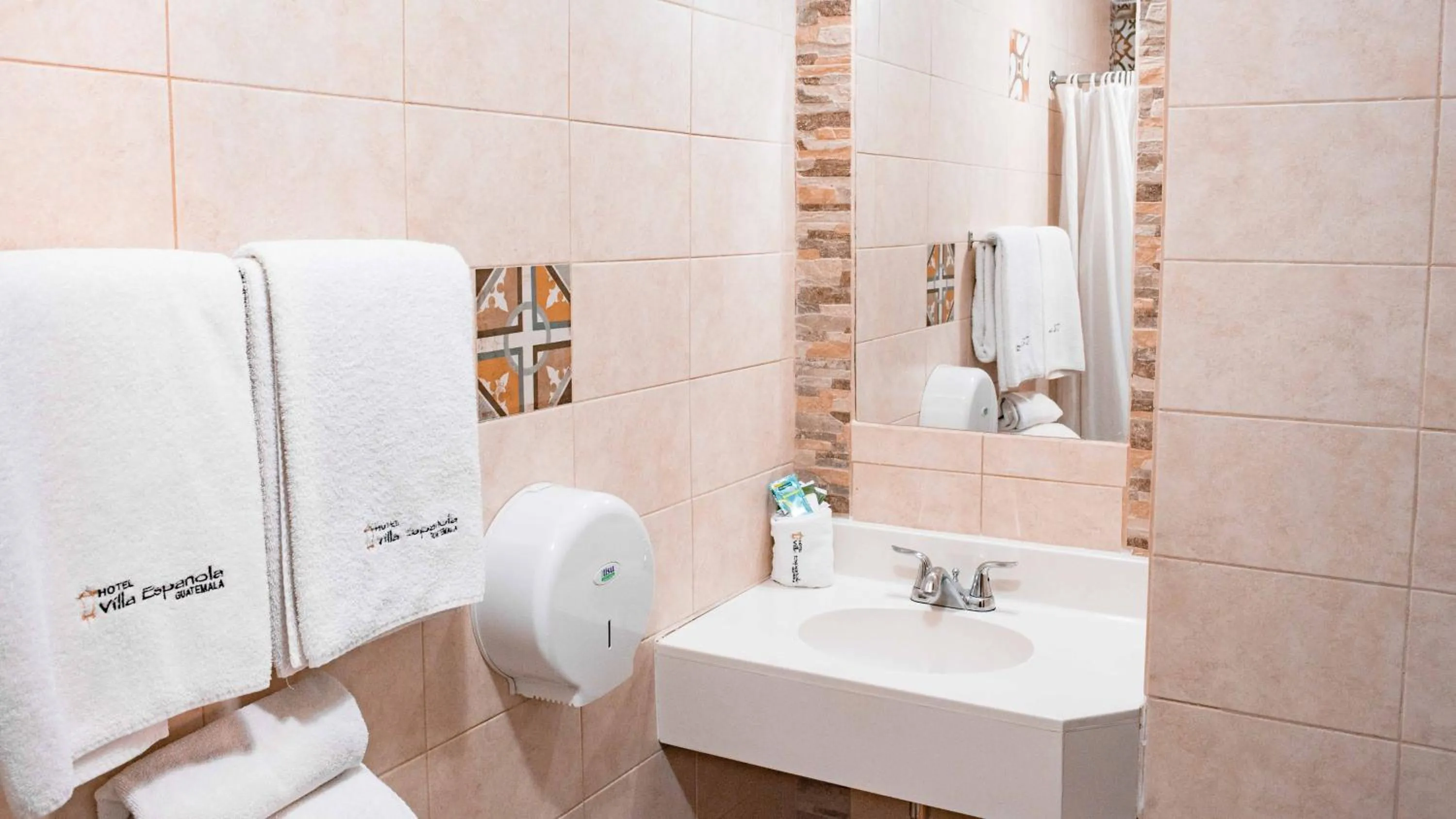 Bathroom in Hotel Villa Española