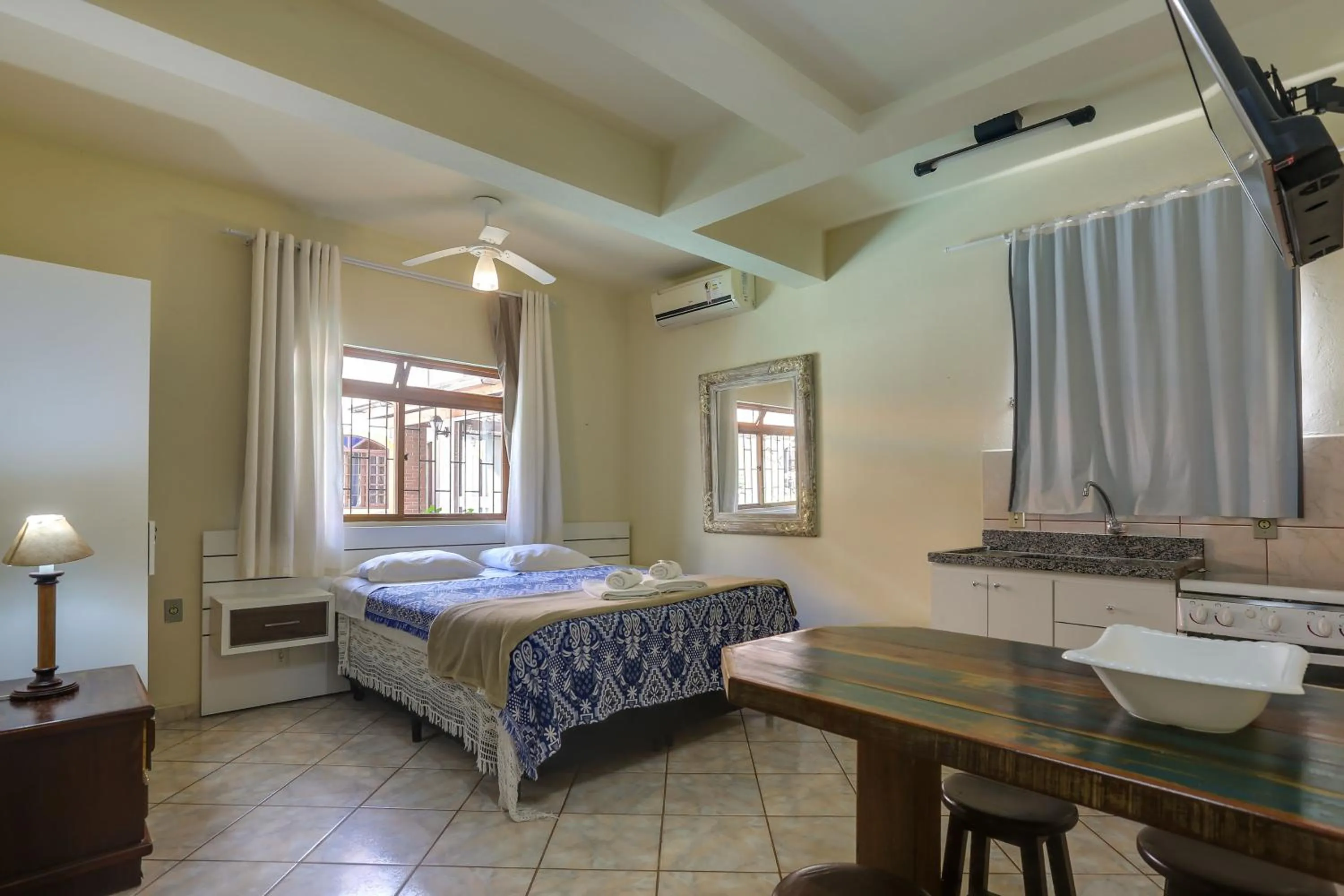 Bed in Pousada Carolina