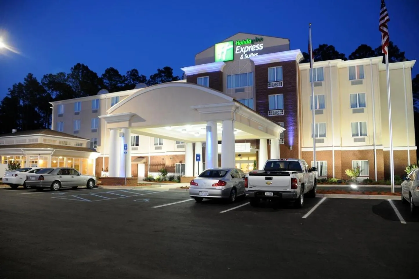 Property building in Holiday Inn Express Hotel & Suites Bainbridge by IHG