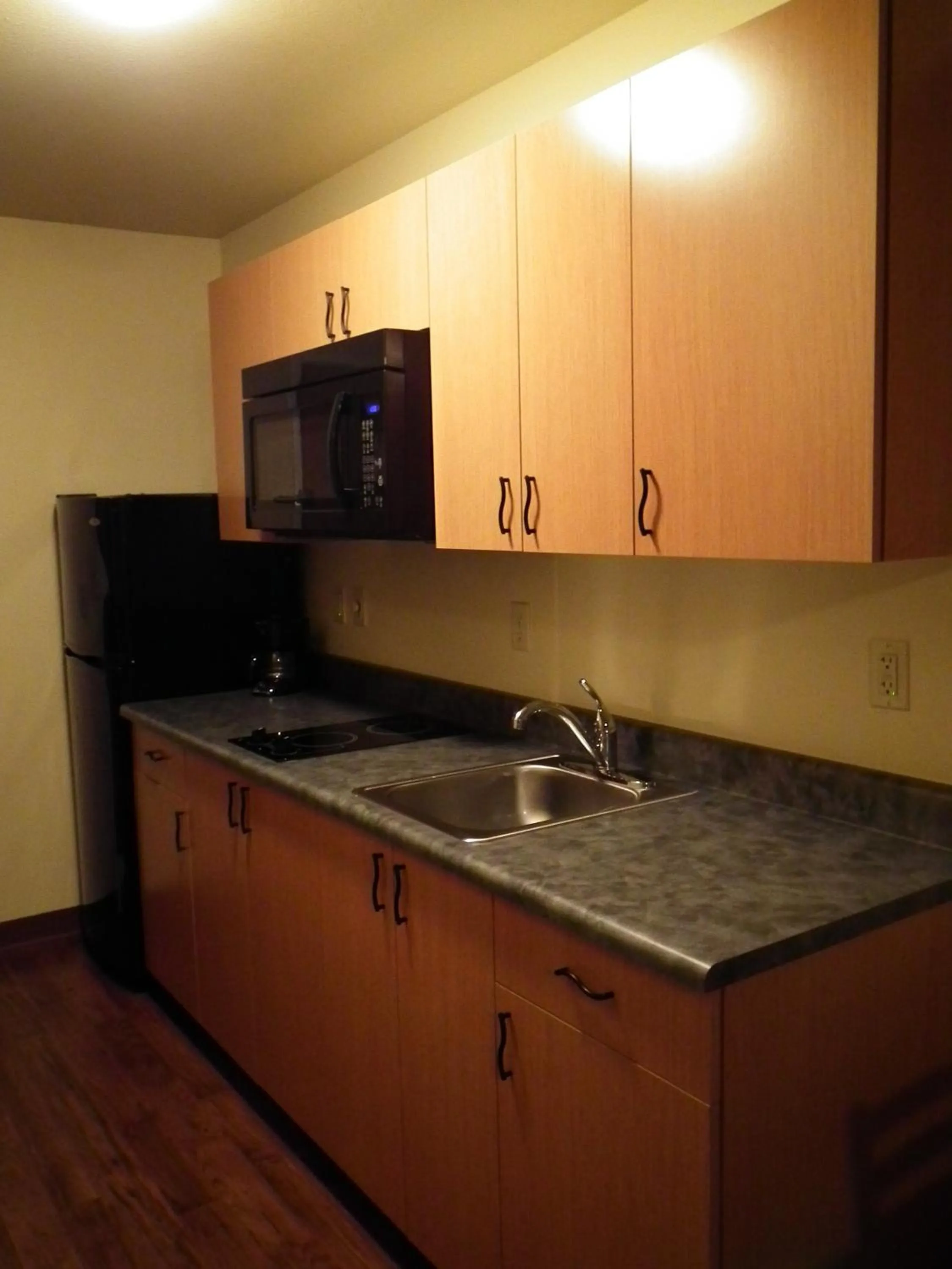 Kitchen or kitchenette in Aspen Suites Hotel Juneau