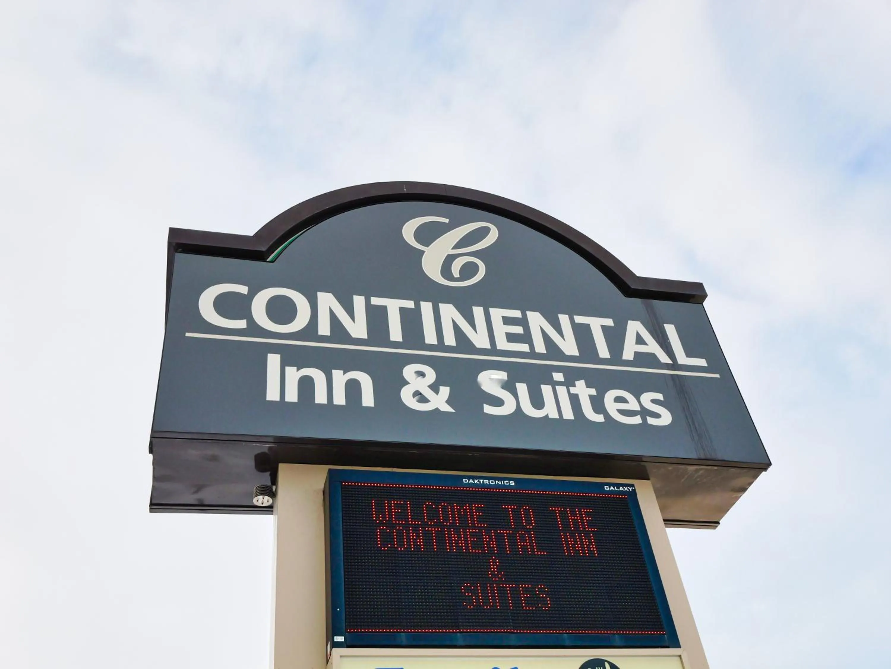 Continental Inn & Suites