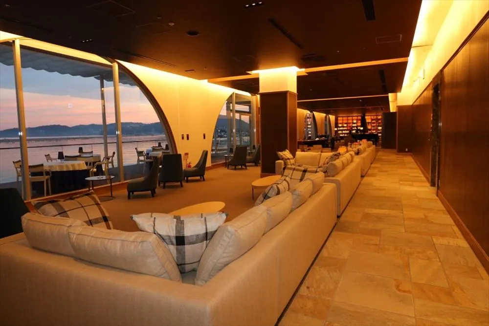 Lounge or bar in Hotel Limani