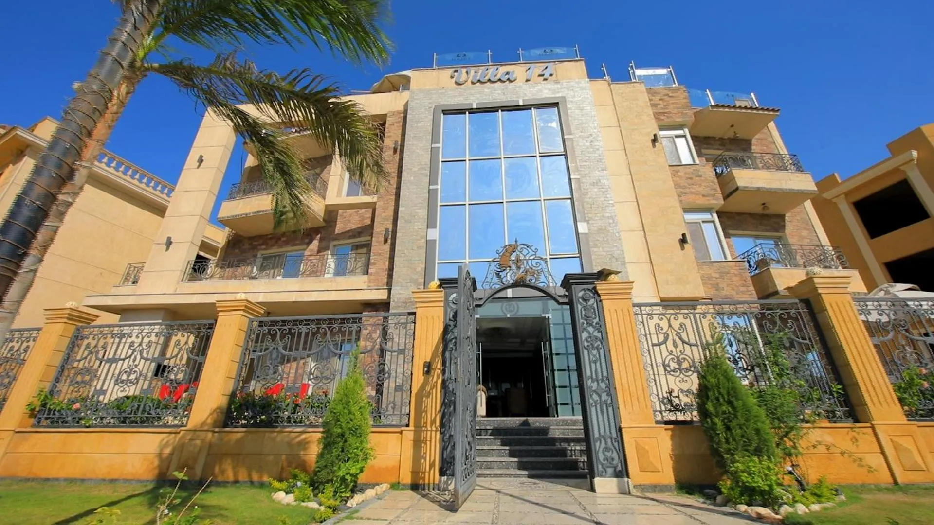 Property building in Villa 14 Suites