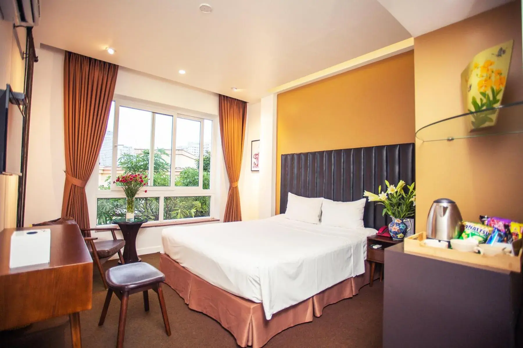 Superior Double Room in Dinh Hotel Superior Double Room in Dinh Hotel