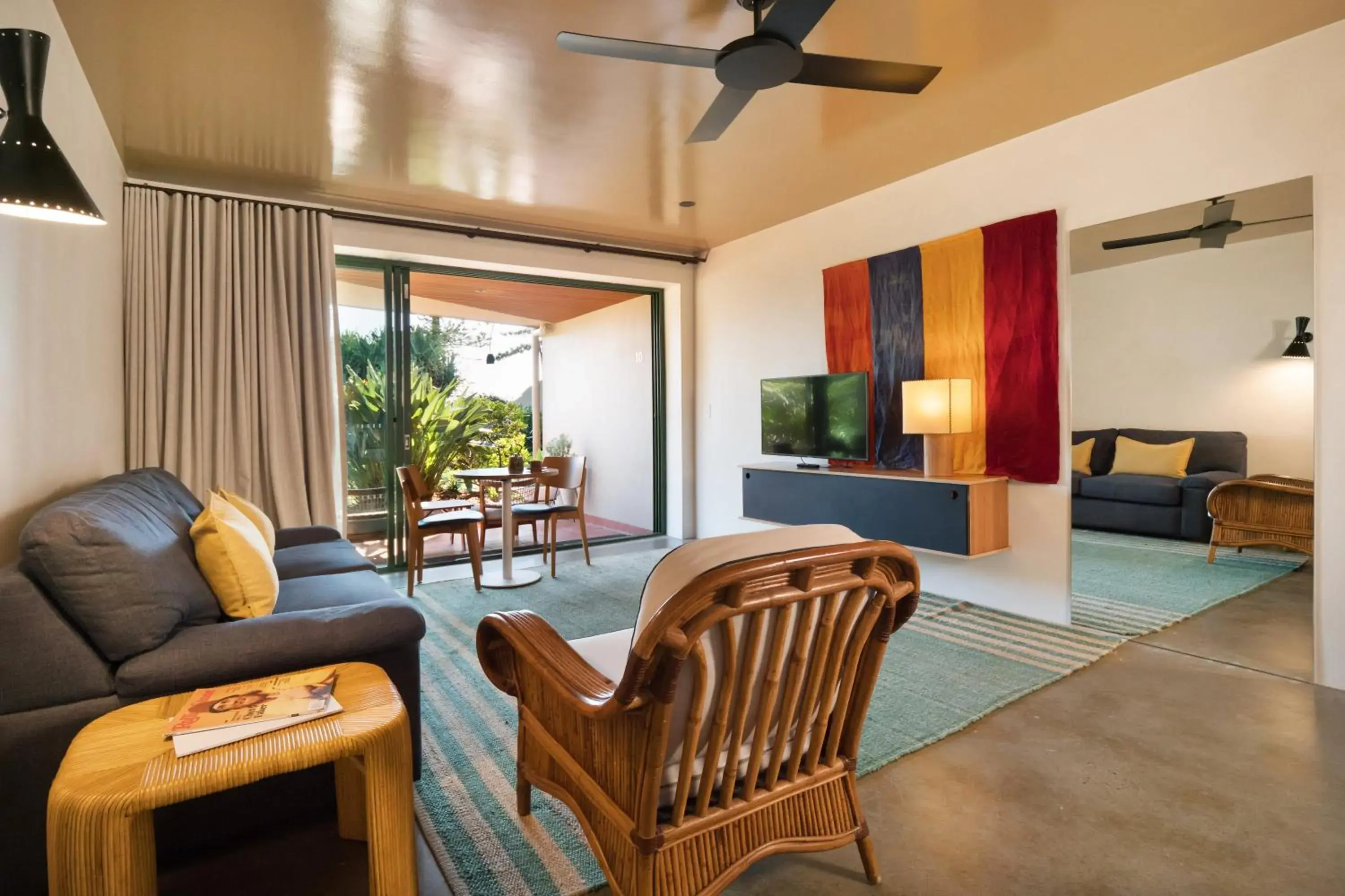 Superior Suite - Pool Side in Beach Hotel Resort Superior Suite - Pool Side in Beach Hotel Resort