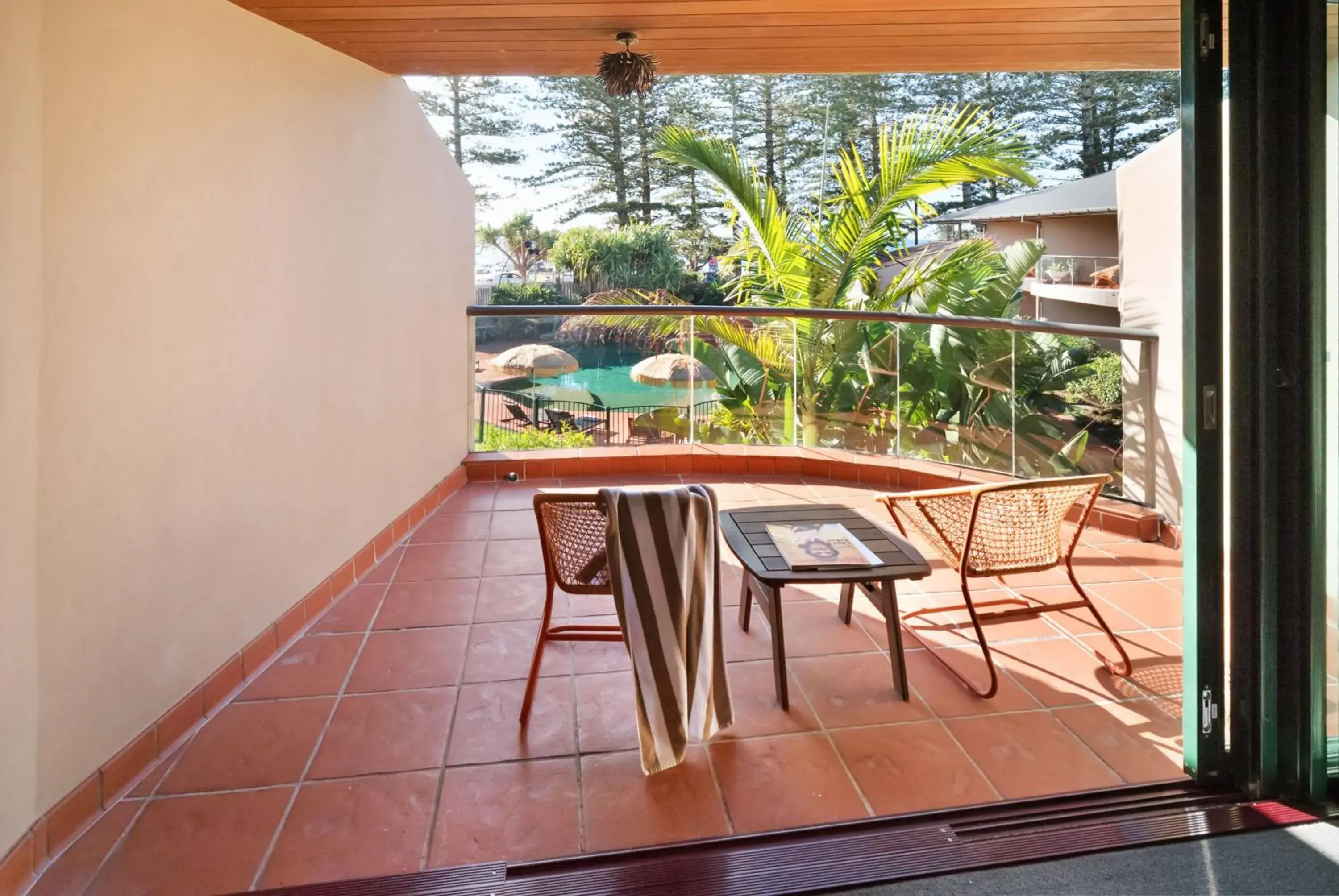 Classic King Suite with Sea View in Beach Hotel Resort Classic King Suite with Sea View in Beach Hotel Resort