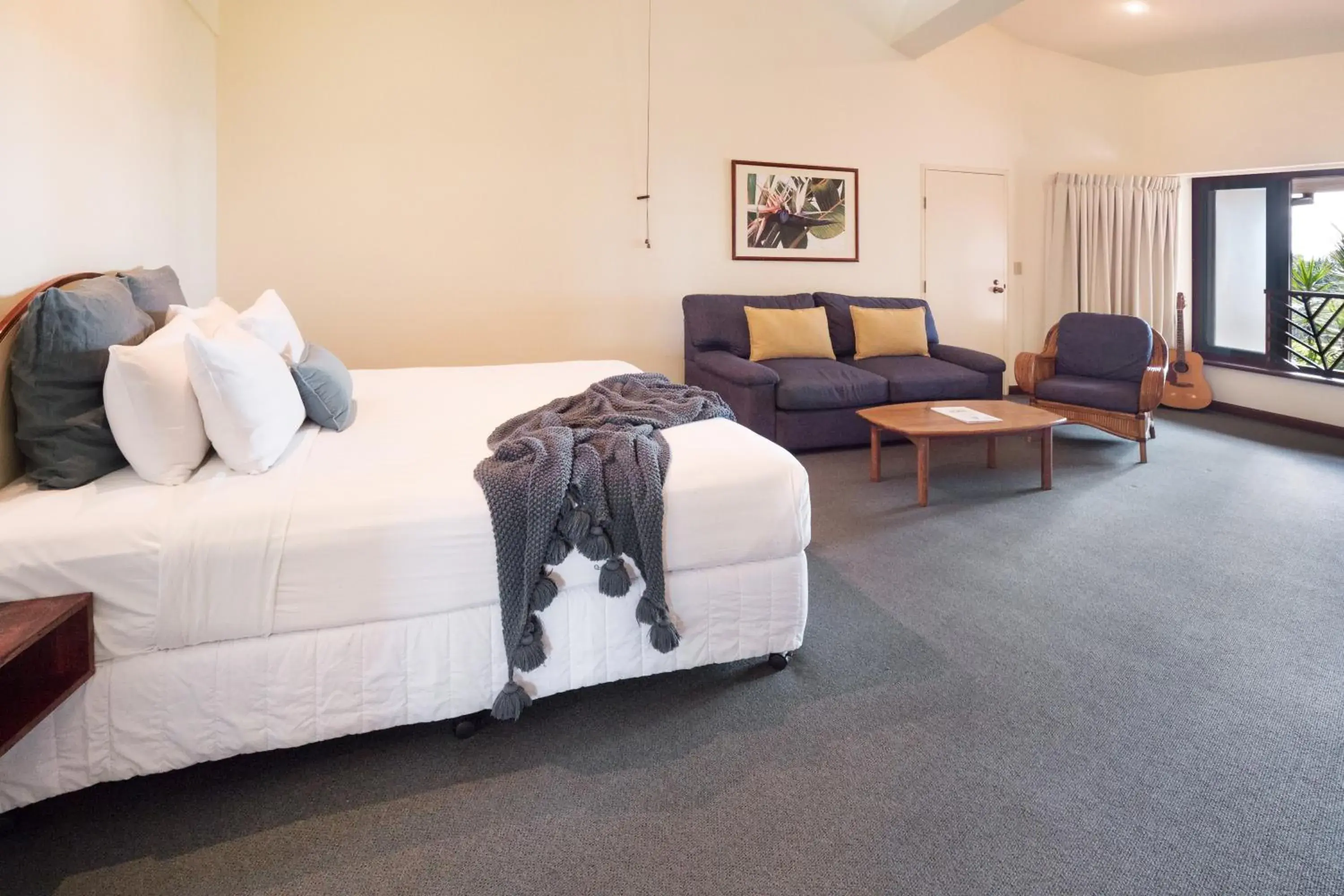 Pacific King Suite in Beach Hotel Resort Pacific King Suite in Beach Hotel Resort