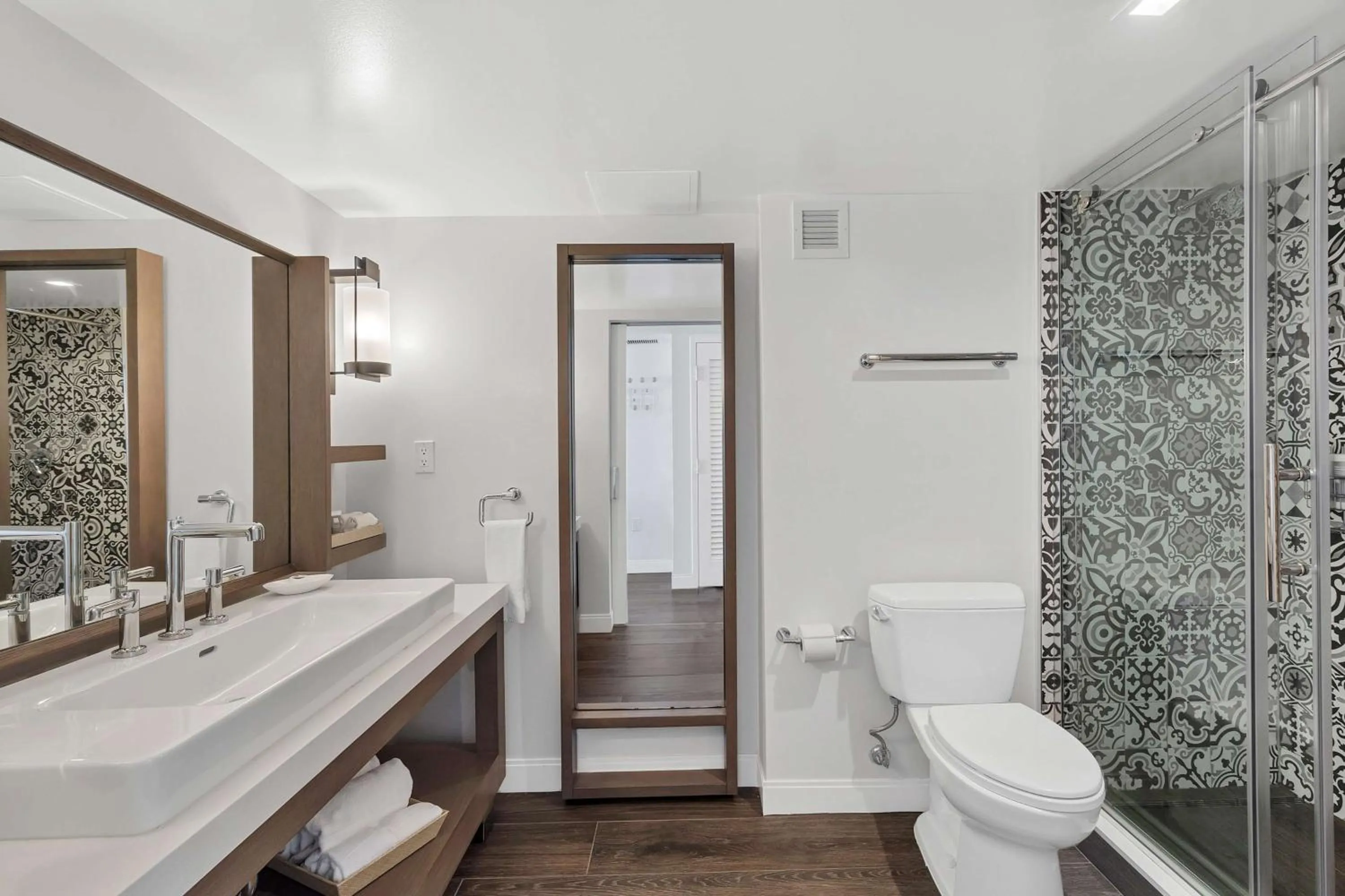 Bathroom in Baker's Cay Resort Key Largo, Curio Collection By Hilton