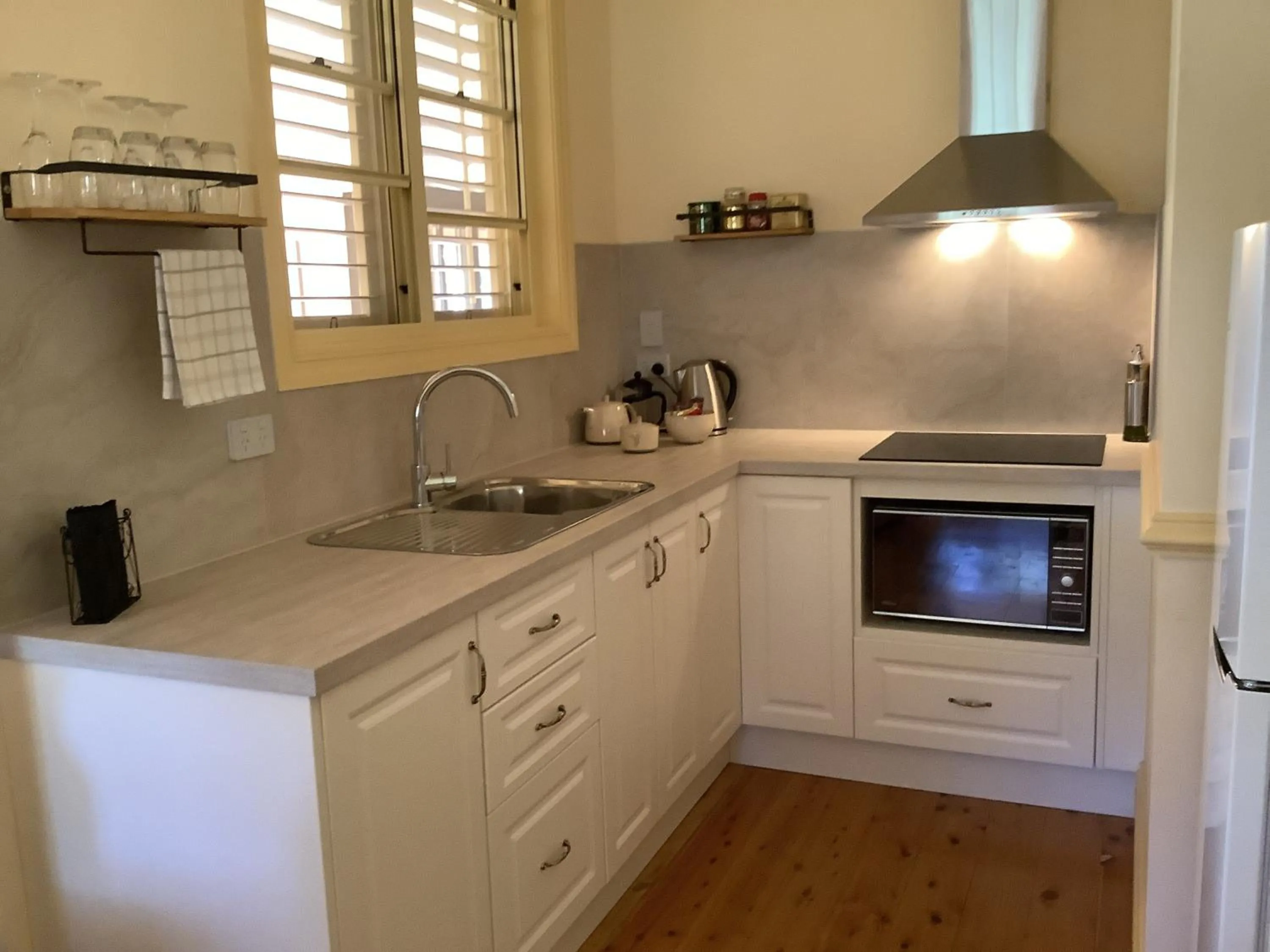 Property building in Pericoe Retreat