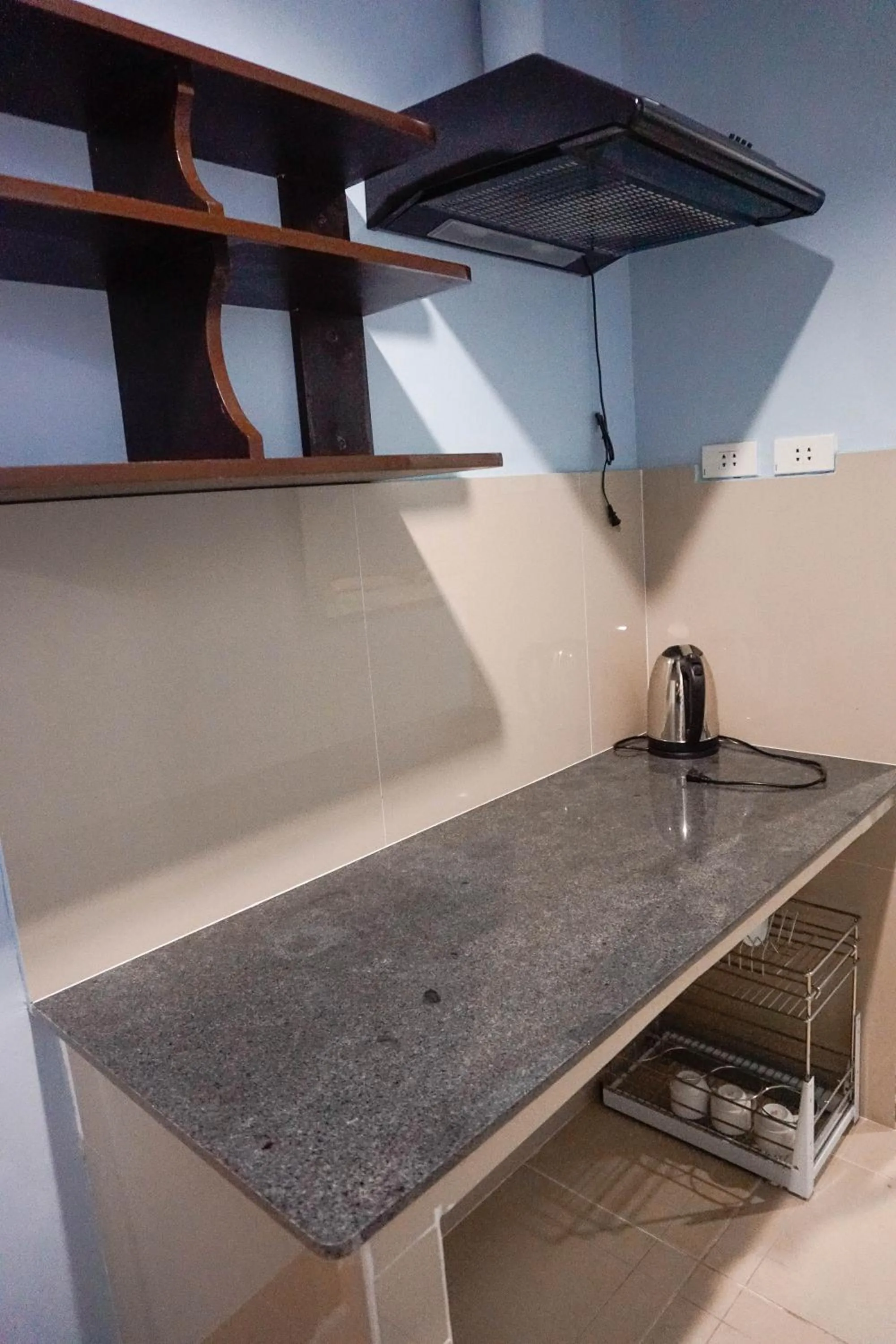 Kitchen or kitchenette in Crowne Garden Hotel