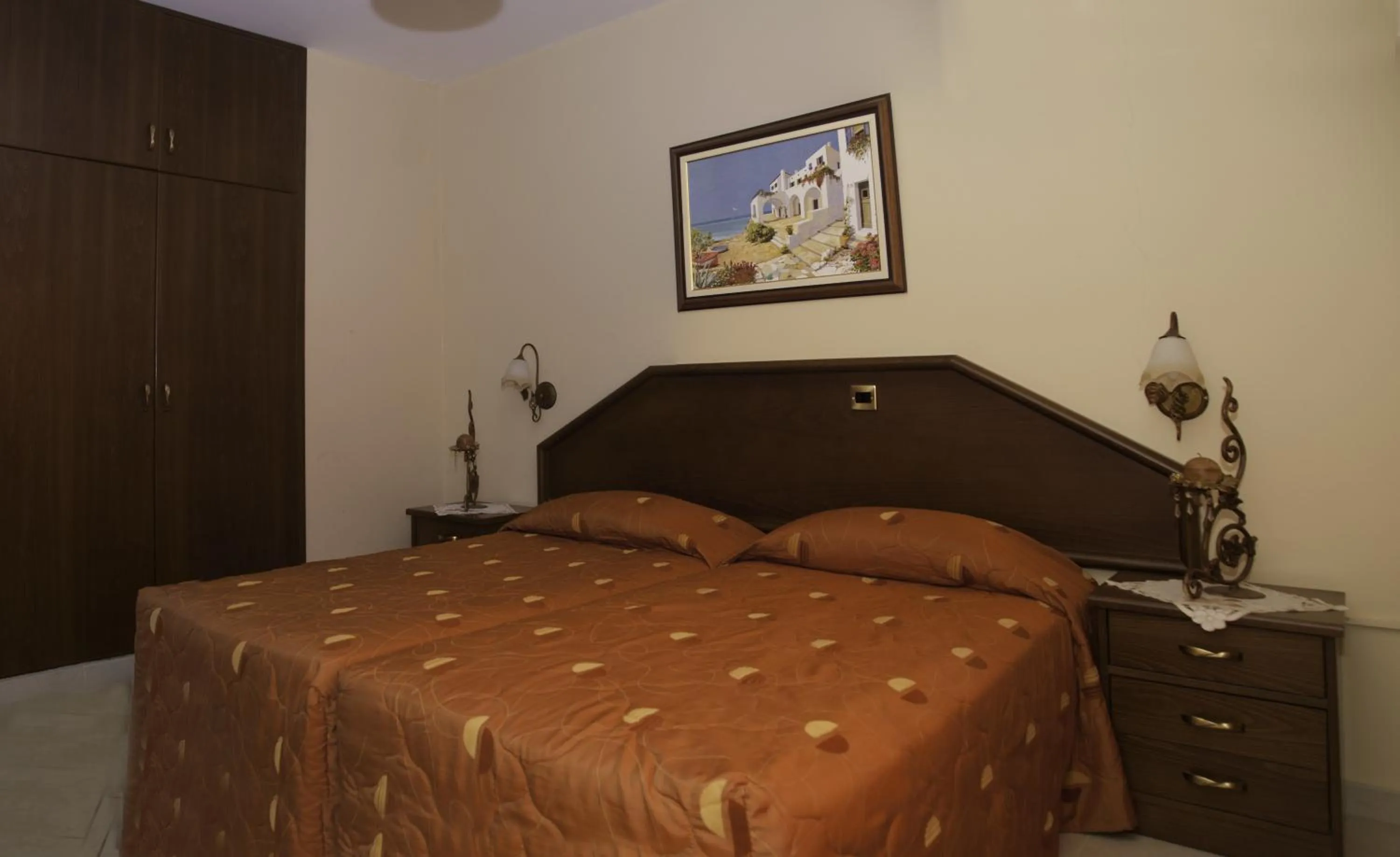 Bed in Kotzias Beach Apartments