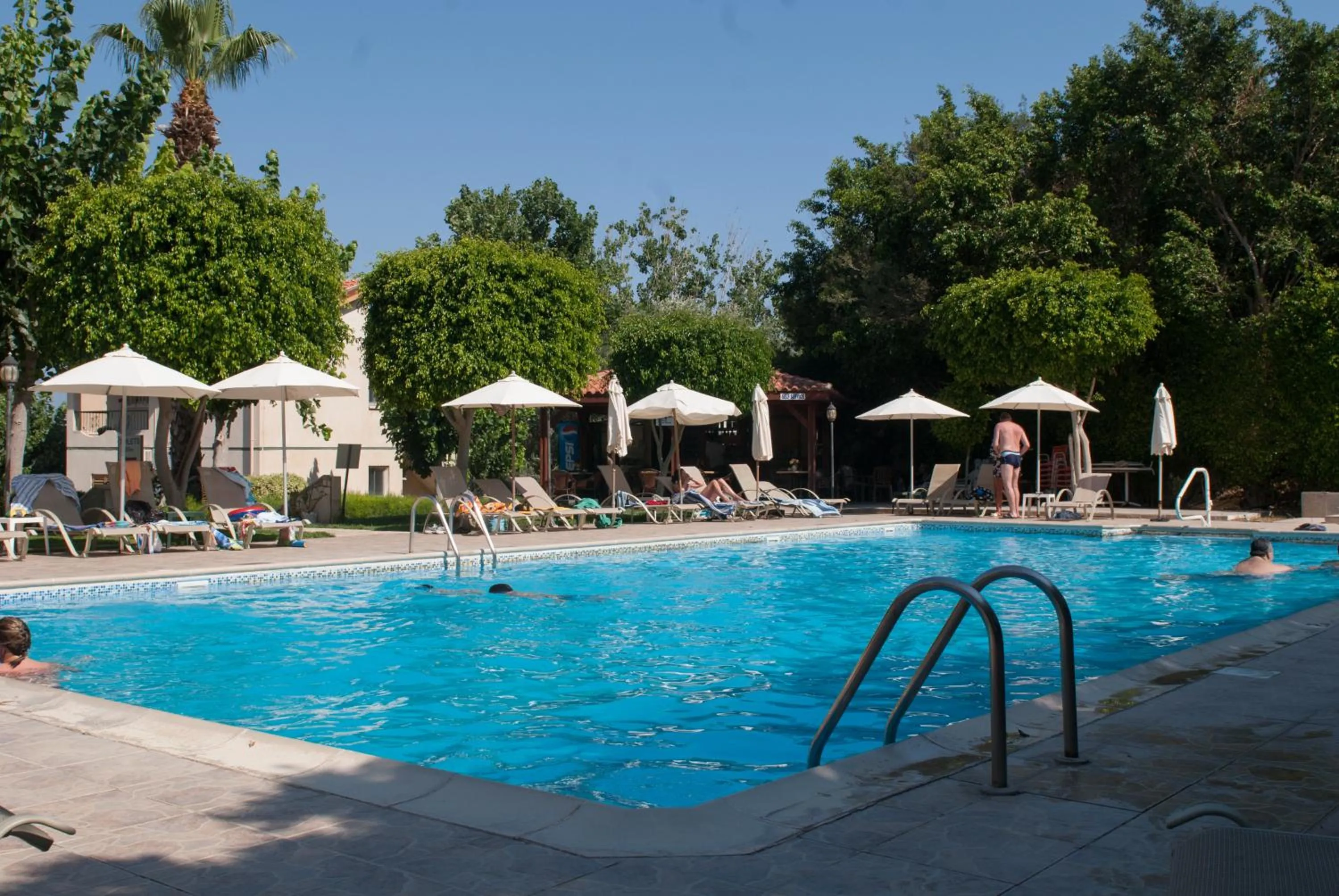 Day in Kotzias Beach Apartments