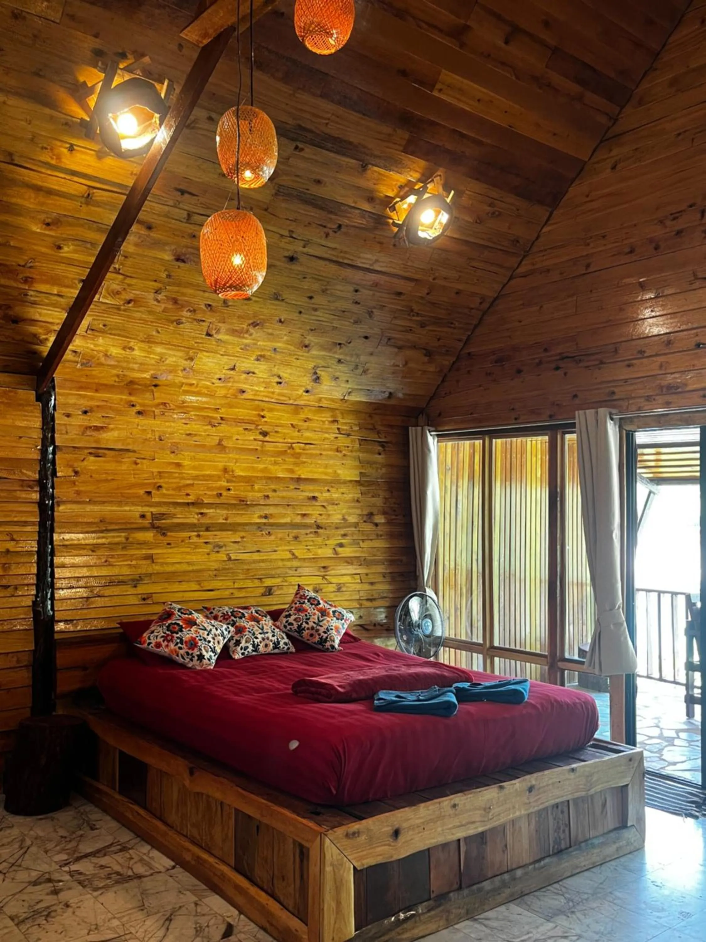 Bed in Mai Pen Rai Bungalows