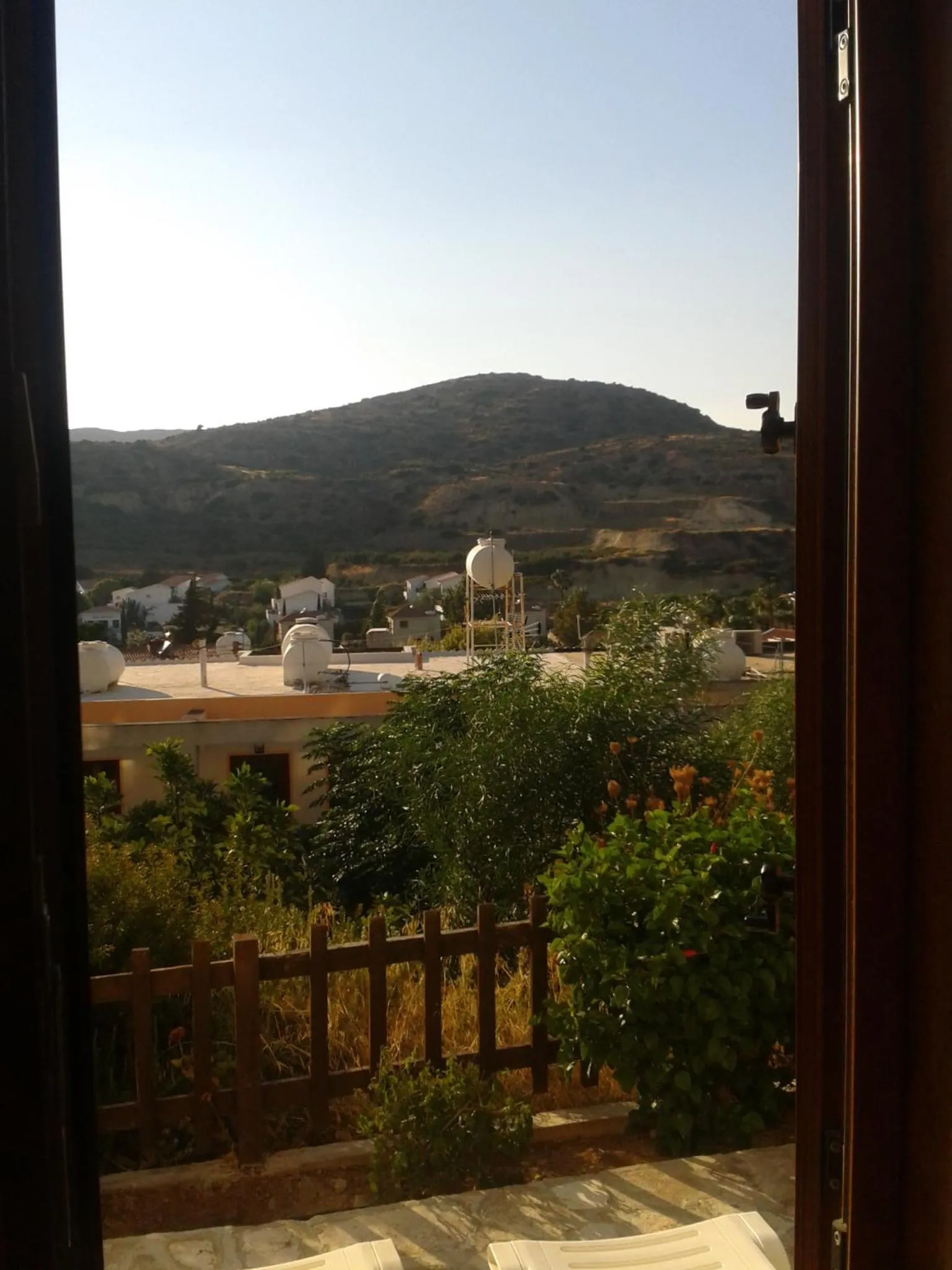 Mountain view in Pelekanos Apartments