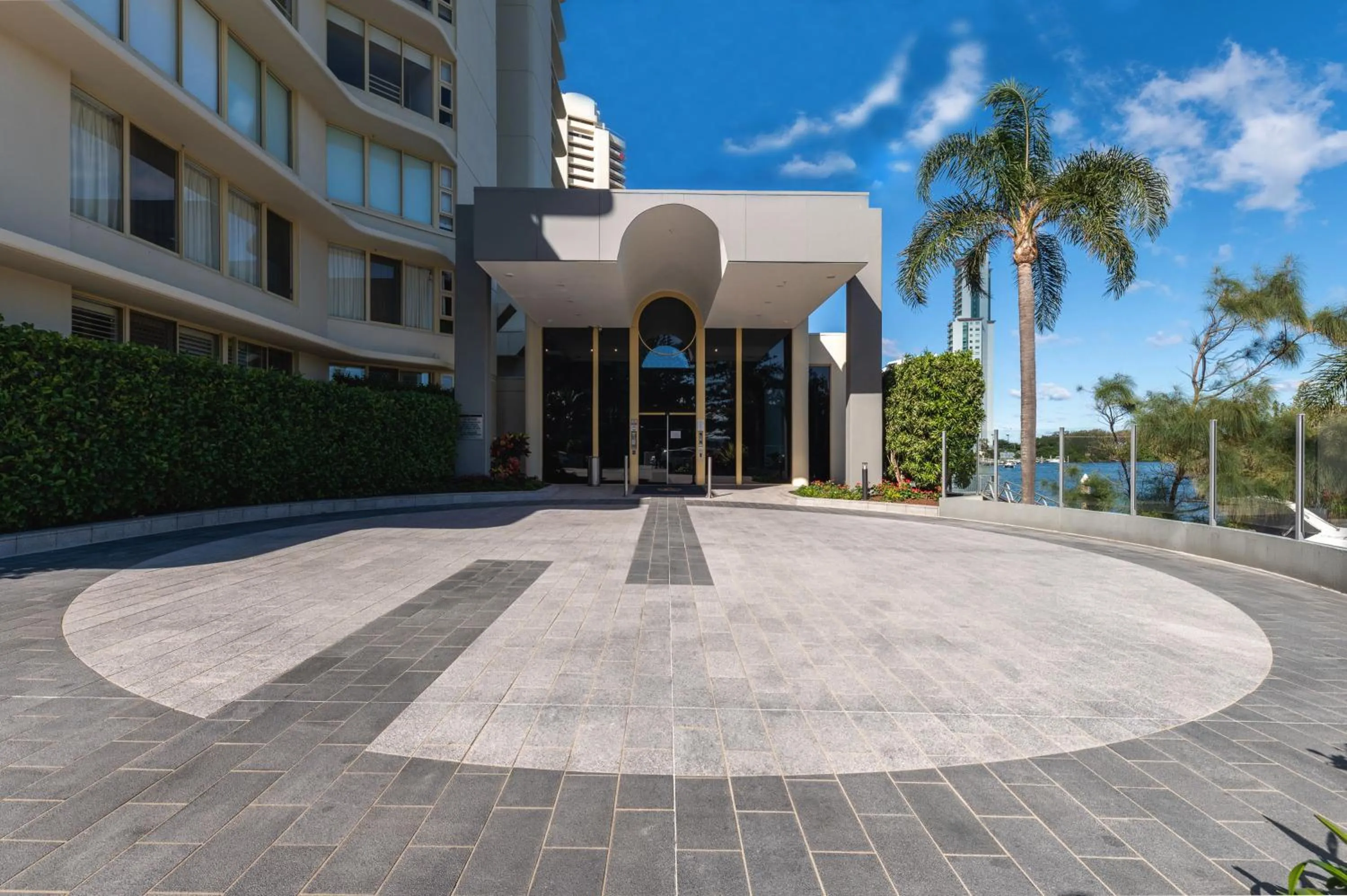 Property building in Contessa Holiday Apartments