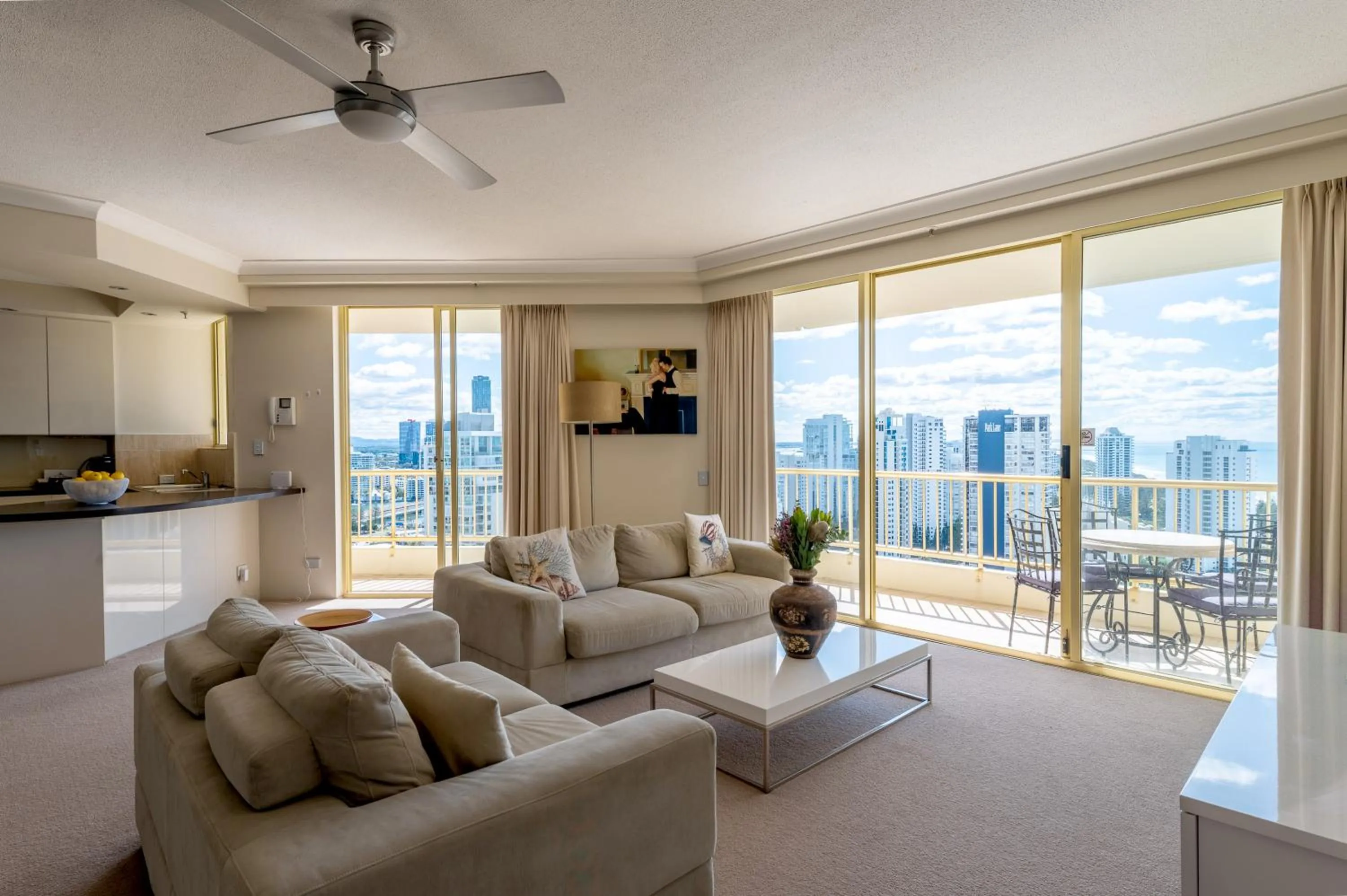 Contessa Holiday Apartments