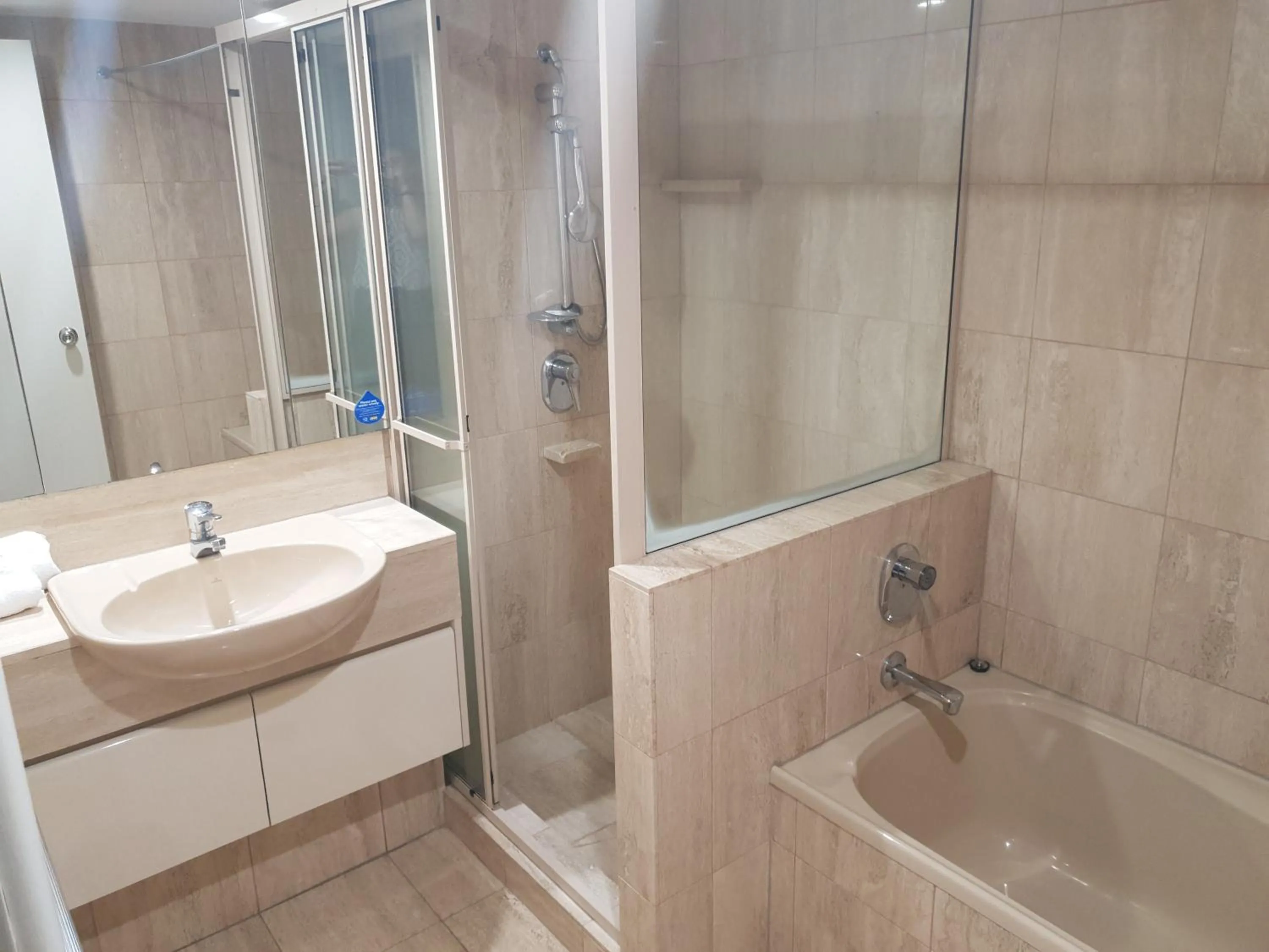 Contessa Holiday Apartments