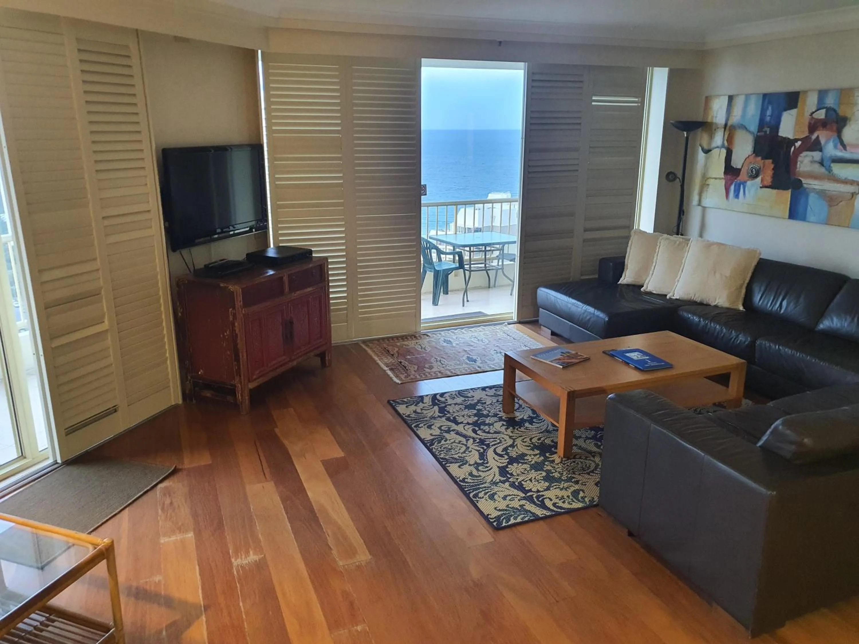 Contessa Holiday Apartments