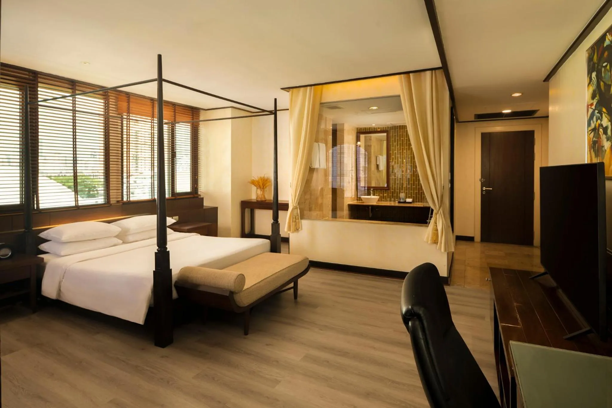 Bedroom, Bed in The Davis Bangkok