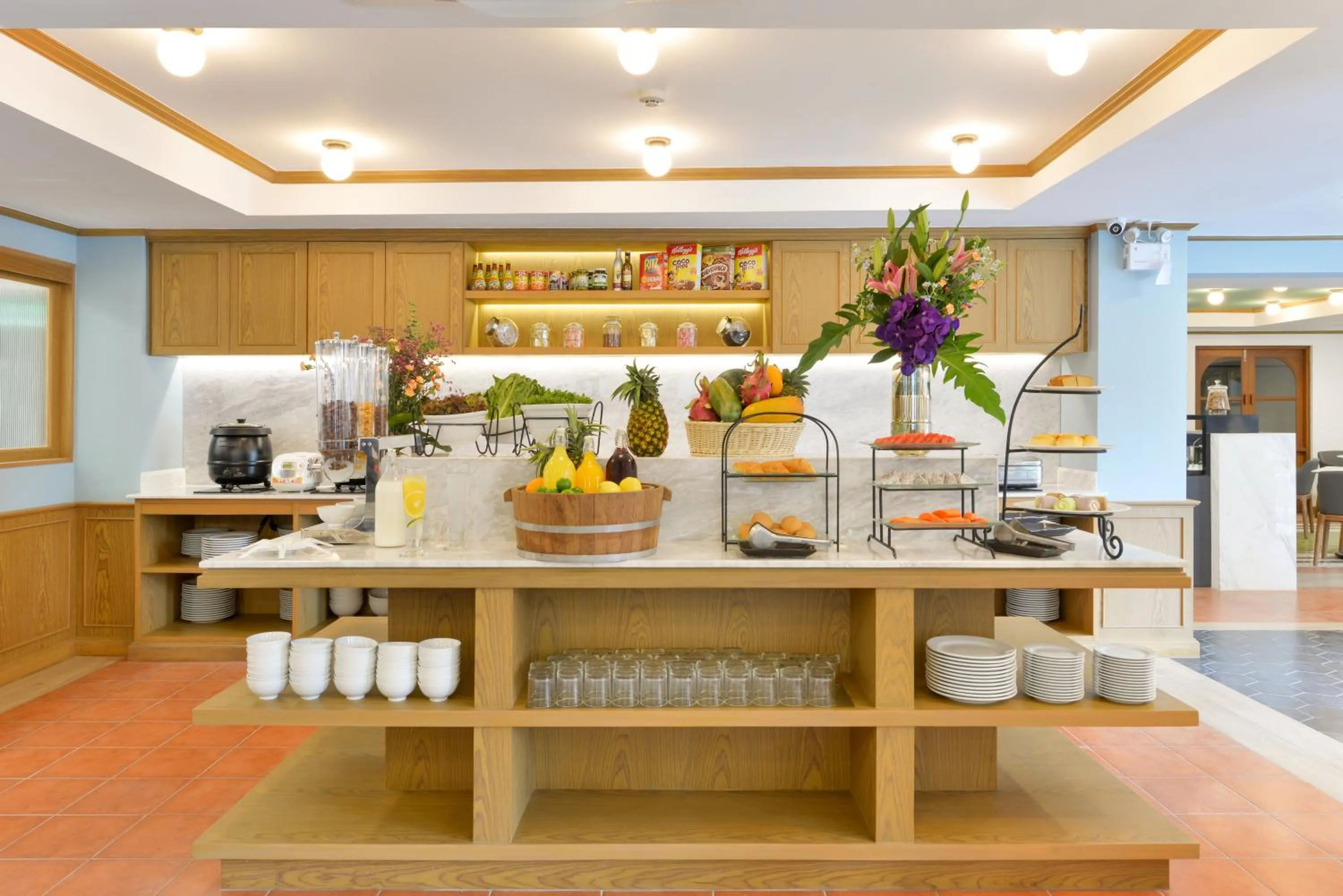 Restaurant/places to eat in Oakwood Hotel & Residence Bangkok