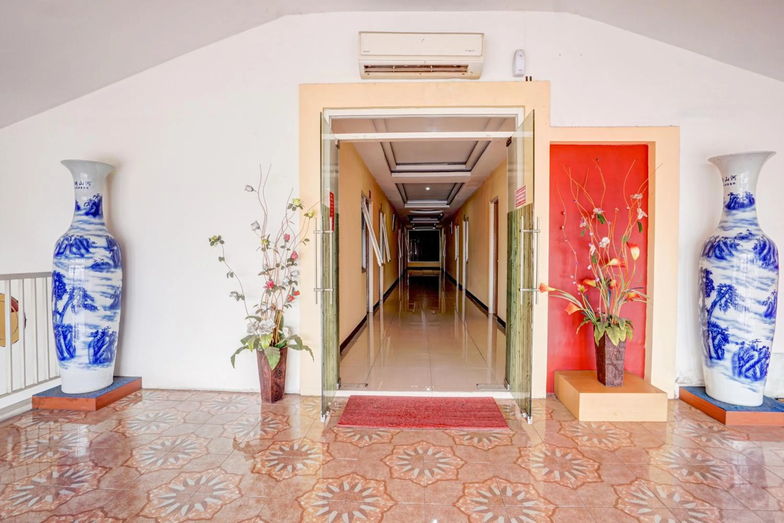 Floor plan in Hotel O Siwalankerto Near Surabaya Carnival