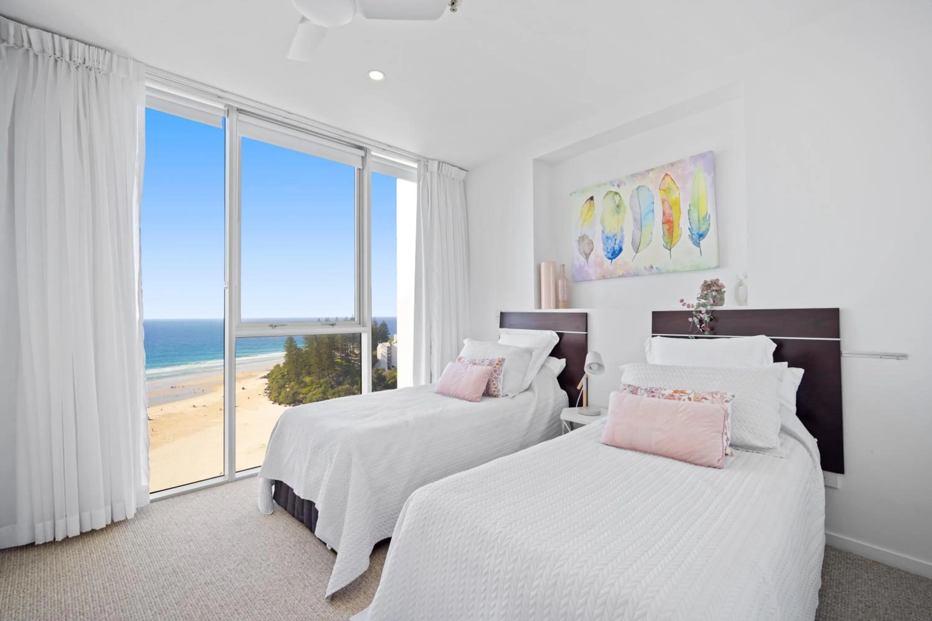 Bedroom, Bed in Reflections Tower Two