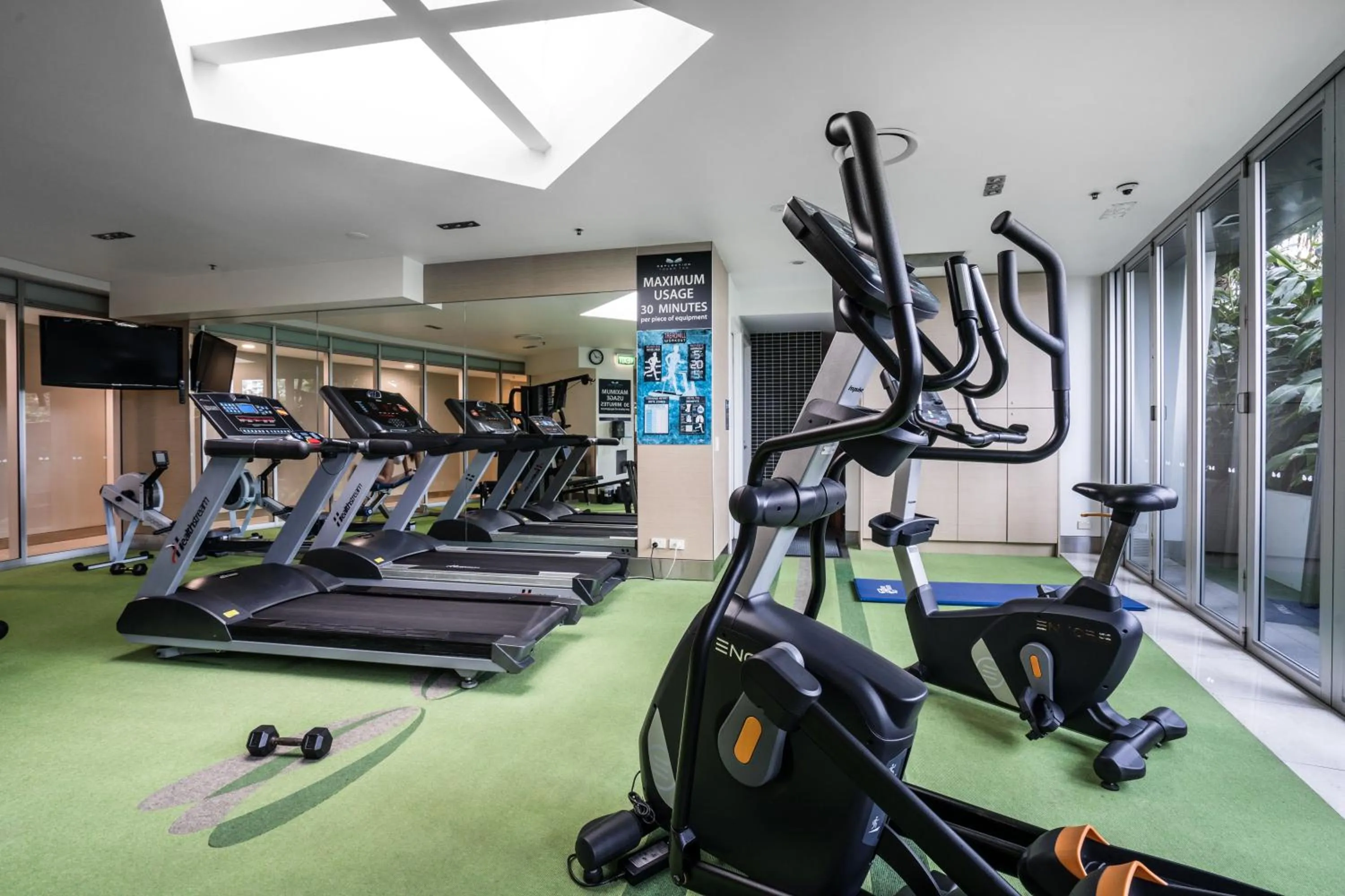 Fitness centre/facilities in Reflections Tower Two