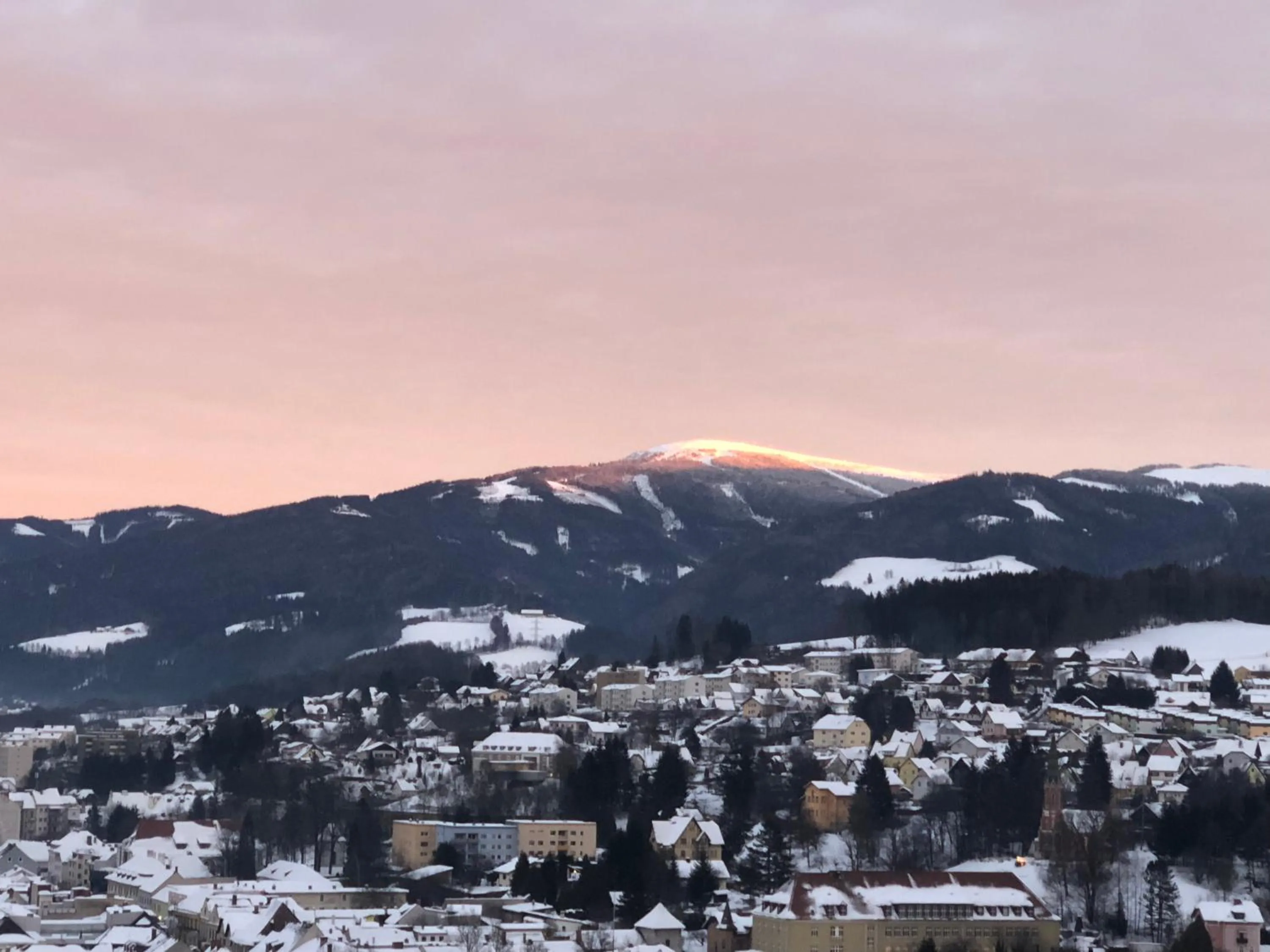 Property building in Lambach Villa