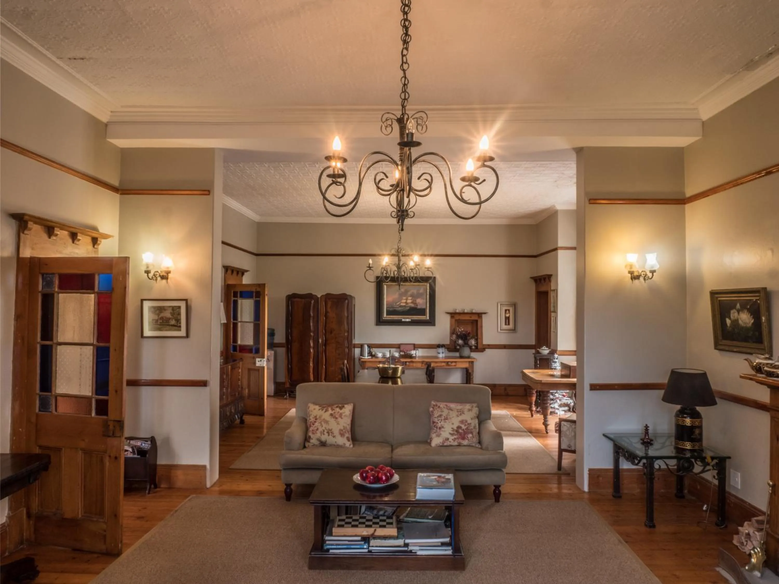 Leeuwenbosch Country House - Amakhala Game Reserve