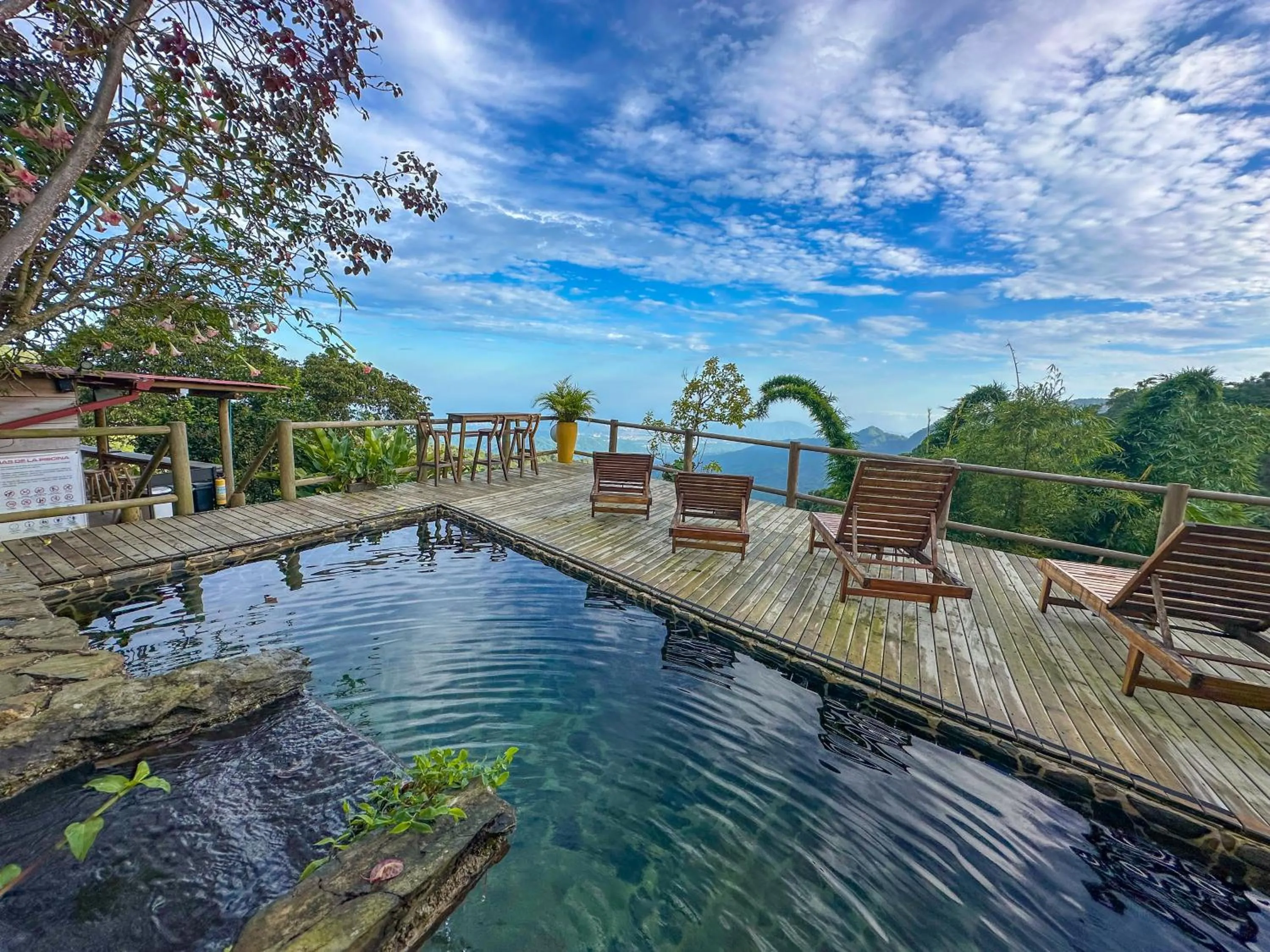 Swimming pool in Loma Nevada Minca Hotel