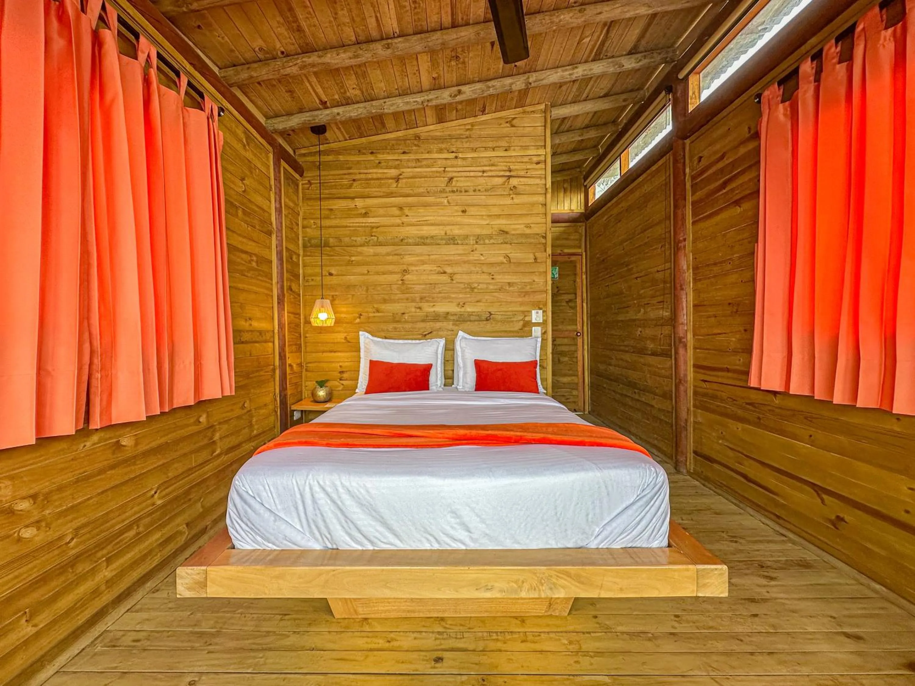 Bedroom, Bed in Loma Nevada Minca Hotel