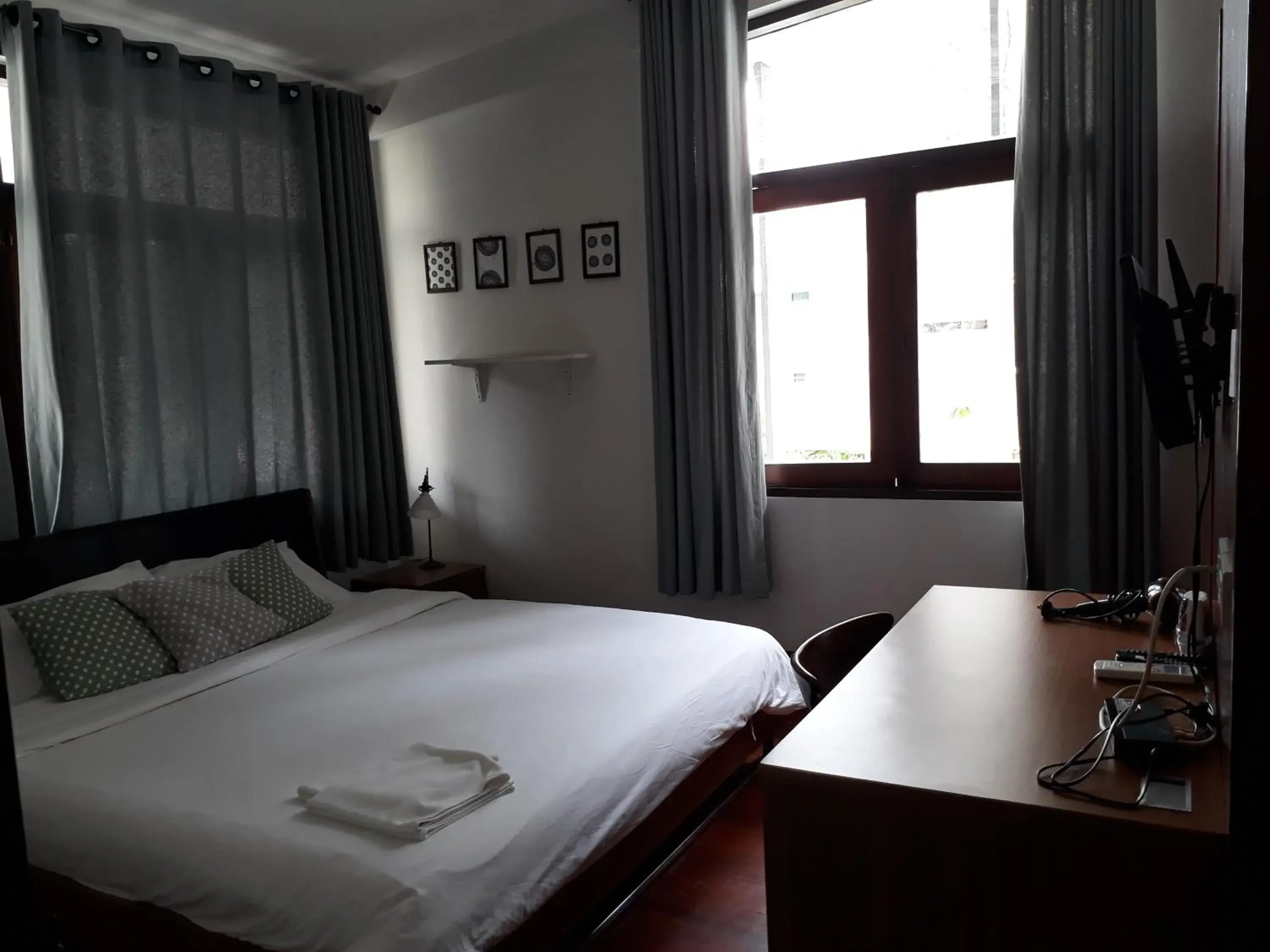 Double Room with Private External Bathroom - single occupancy in House 23 Guesthouse Double Room with Private External Bathroom - single occupancy in House 23 Guesthouse