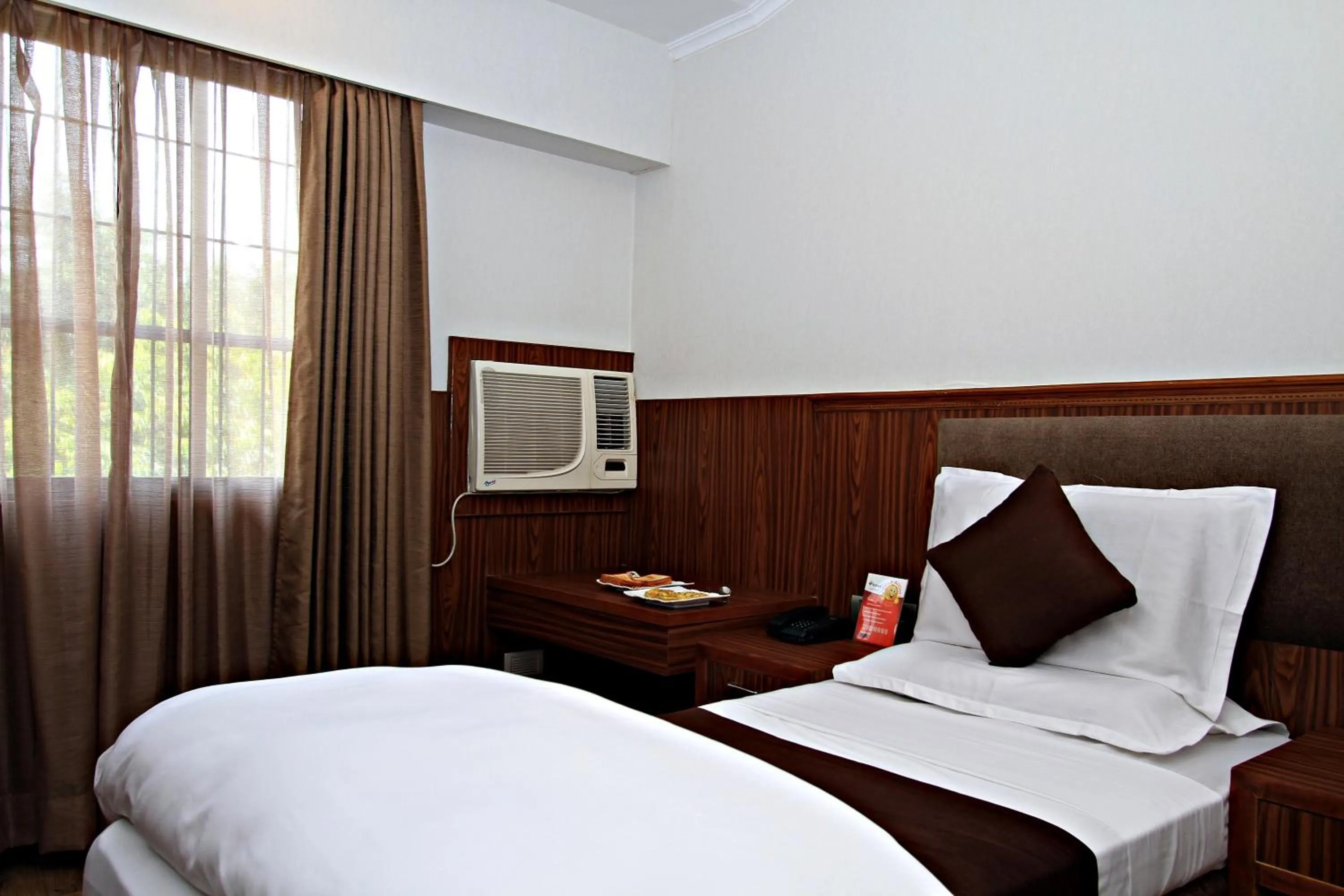 Bed in Hotel Empire Central Street