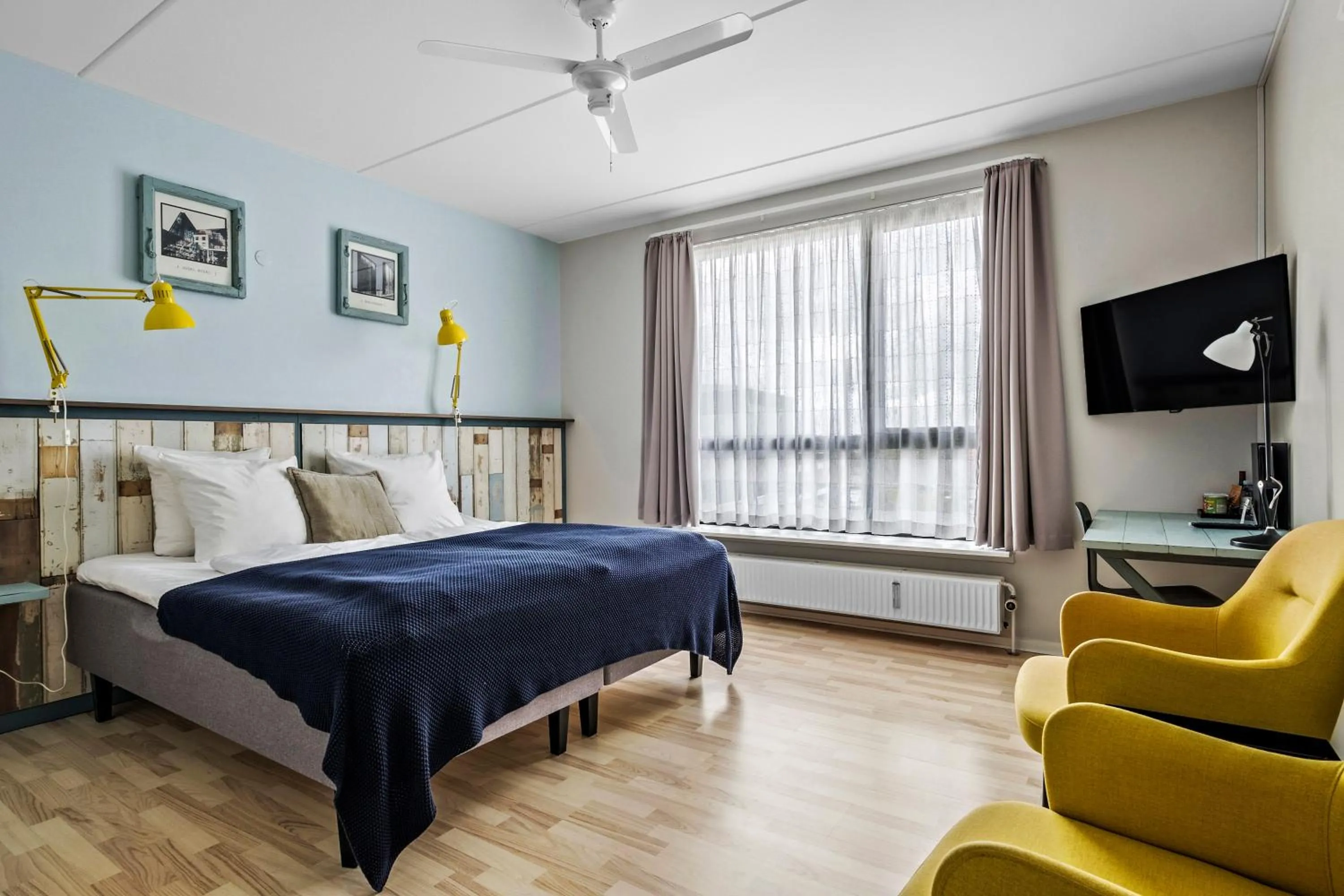 Bed in Best Western Royal Holstebro