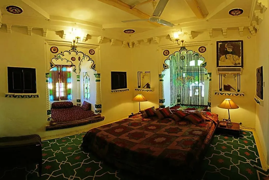 Photo of the whole room in Deogarh Mahal