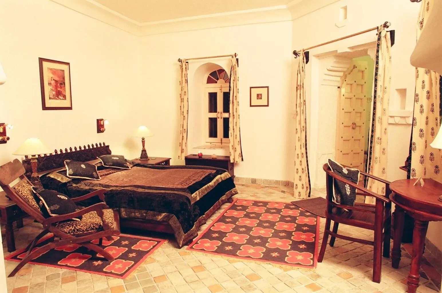 Photo of the whole room in Deogarh Mahal