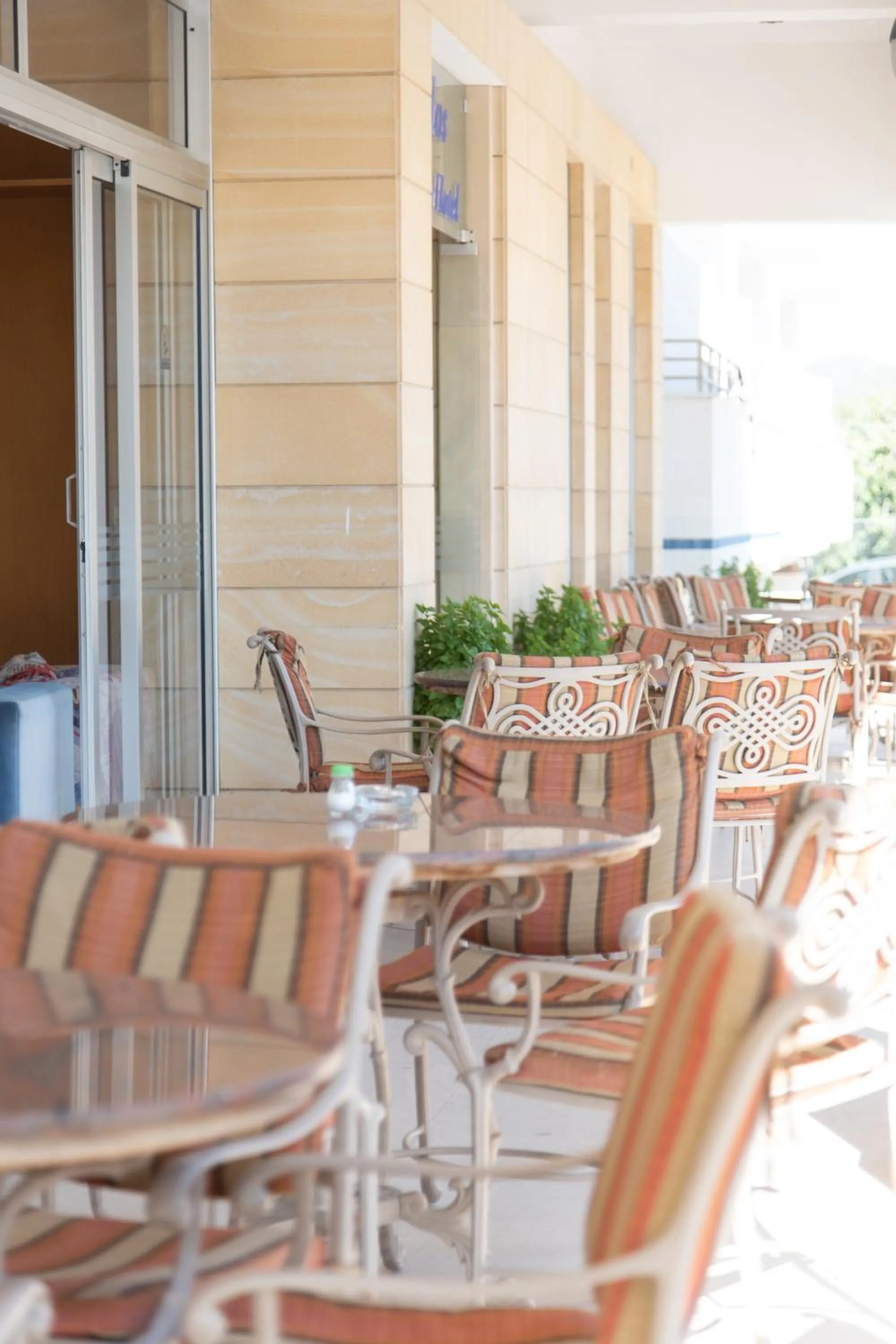 Seating area in Tylos Beach Hotel