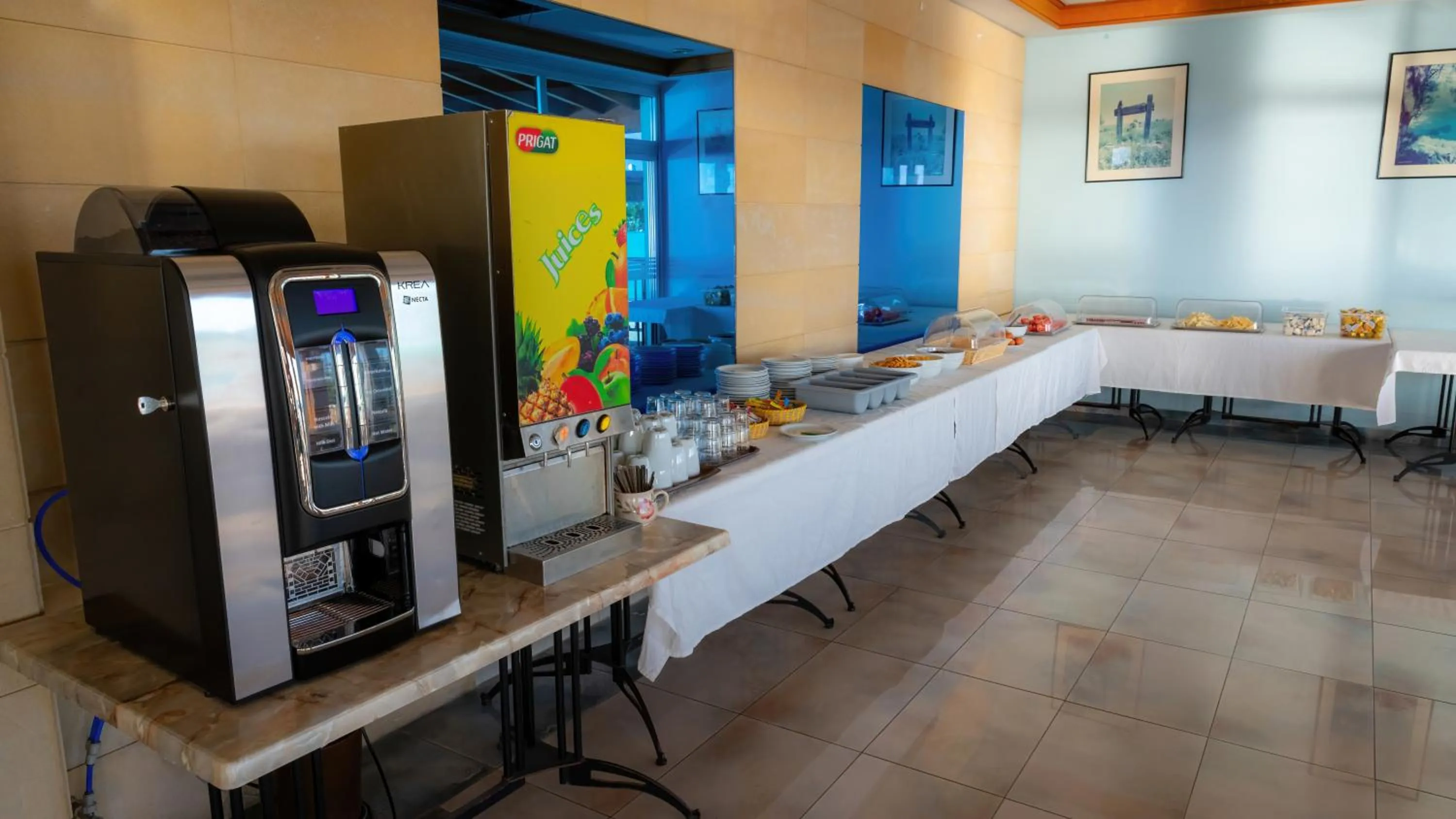 Coffee/tea facilities in Tylos Beach Hotel