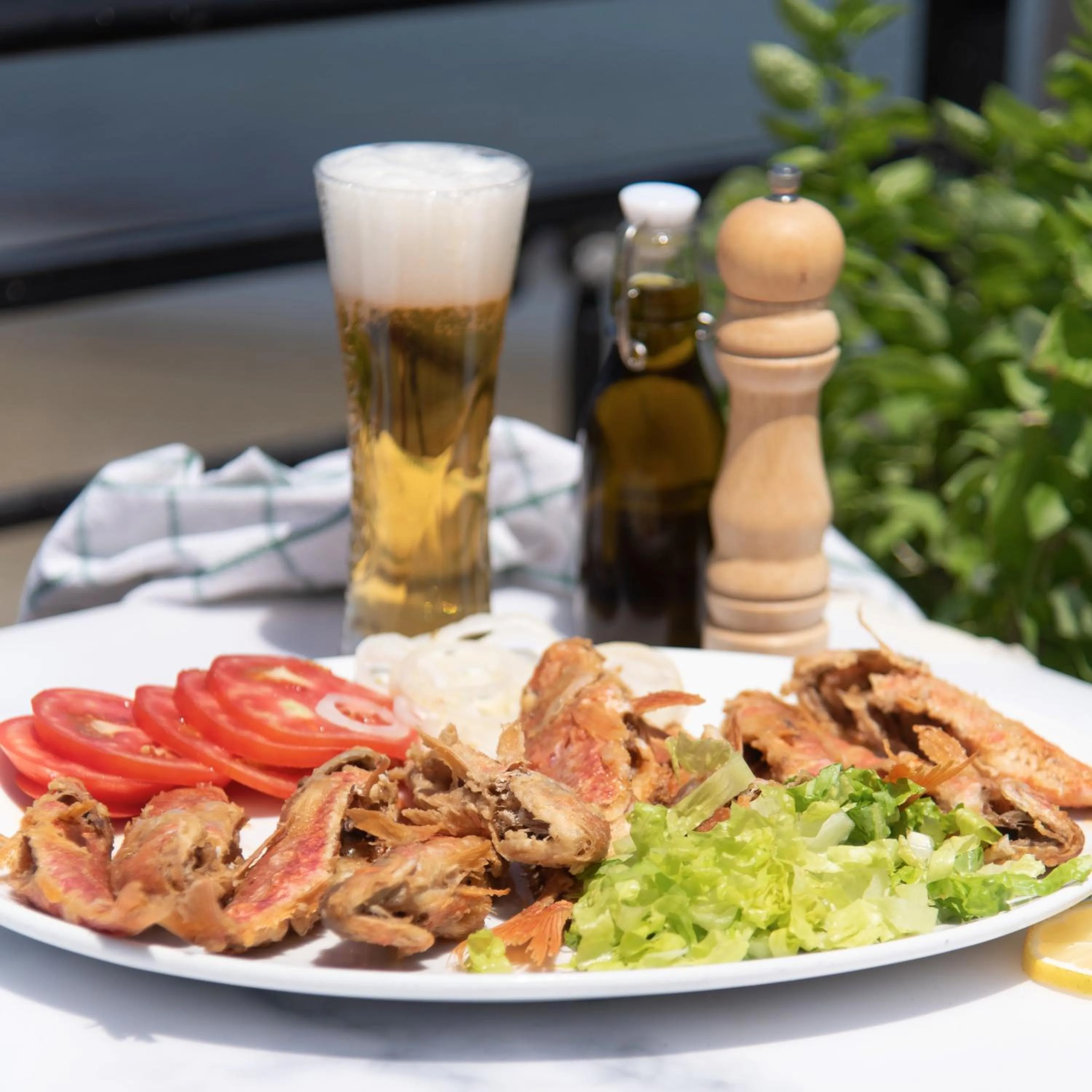 Restaurant/places to eat in Tylos Beach Hotel