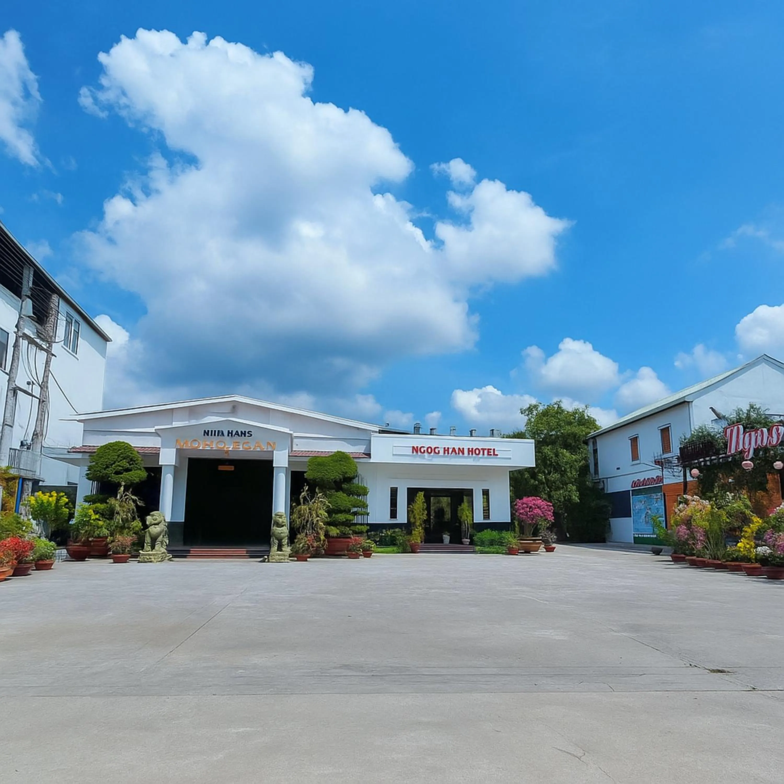 Property building in Khách Sạn Ngọc Hân