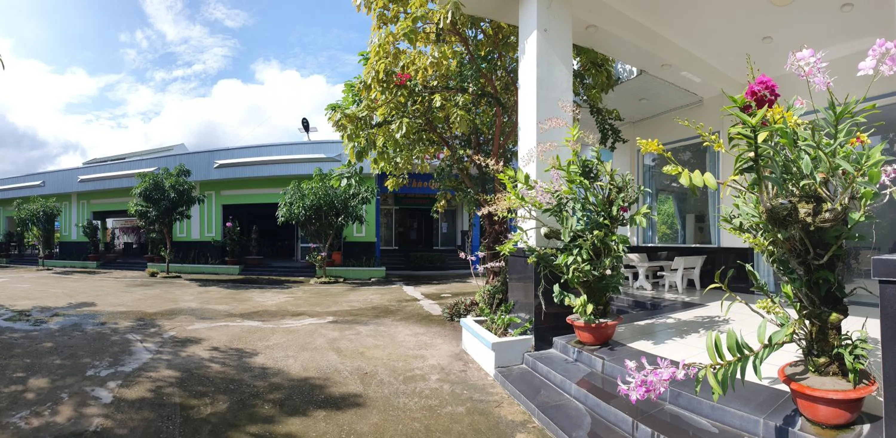 Property building in Khách Sạn Ngọc Hân