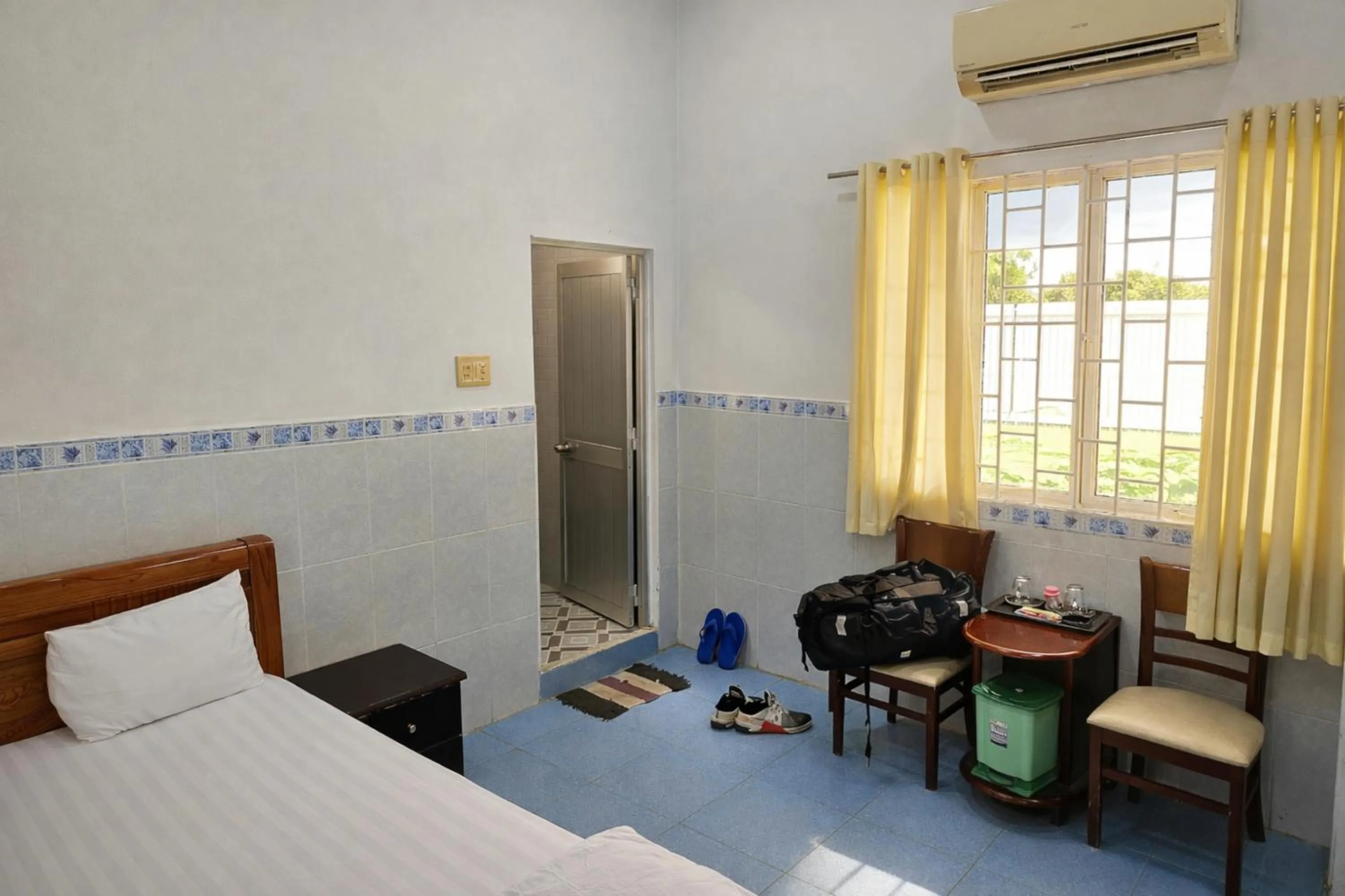 Photo of the whole room, Bed in Khách Sạn Nhà Hàng Ngọc Hân